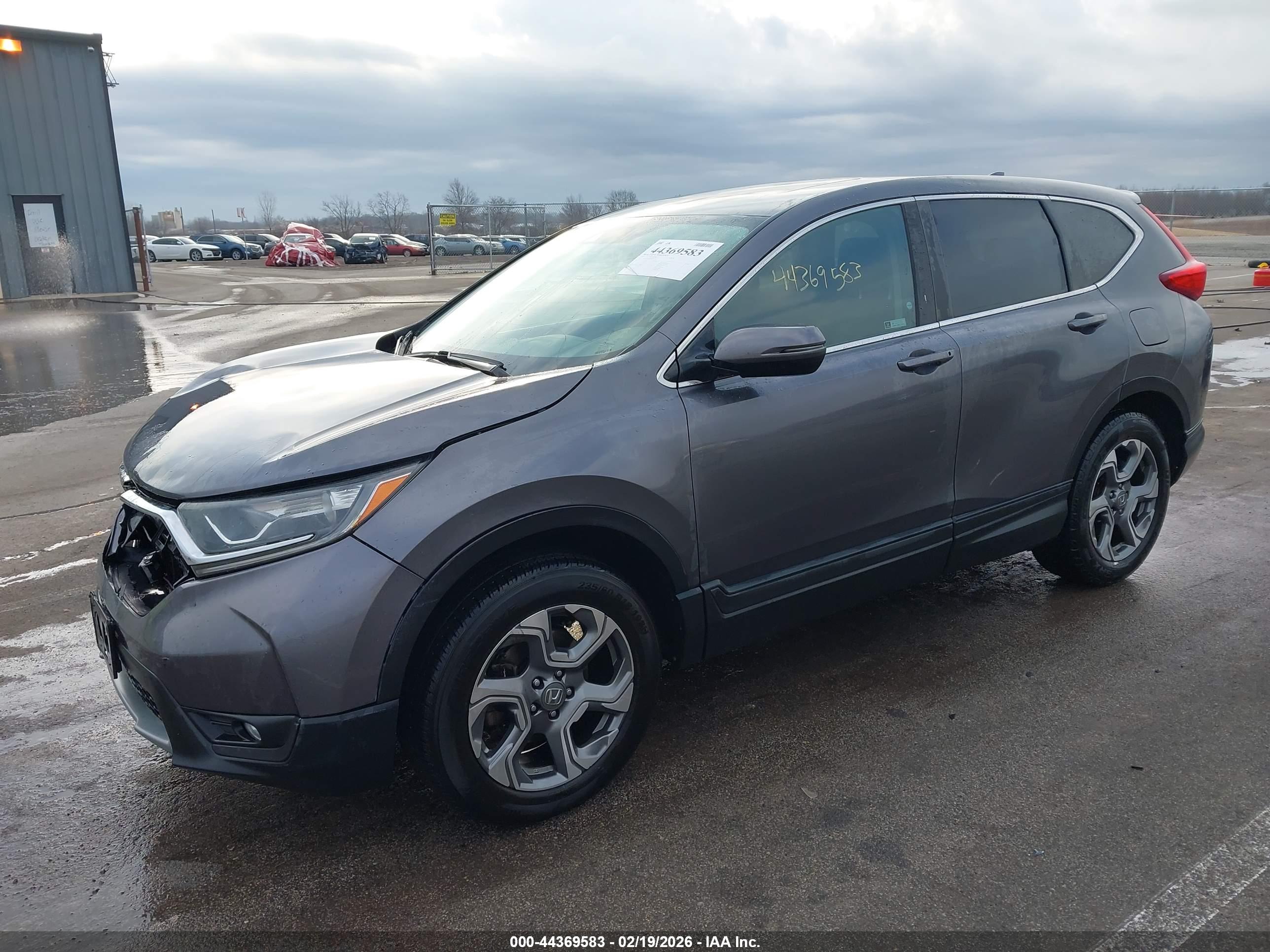 HONDA CR-V image 2