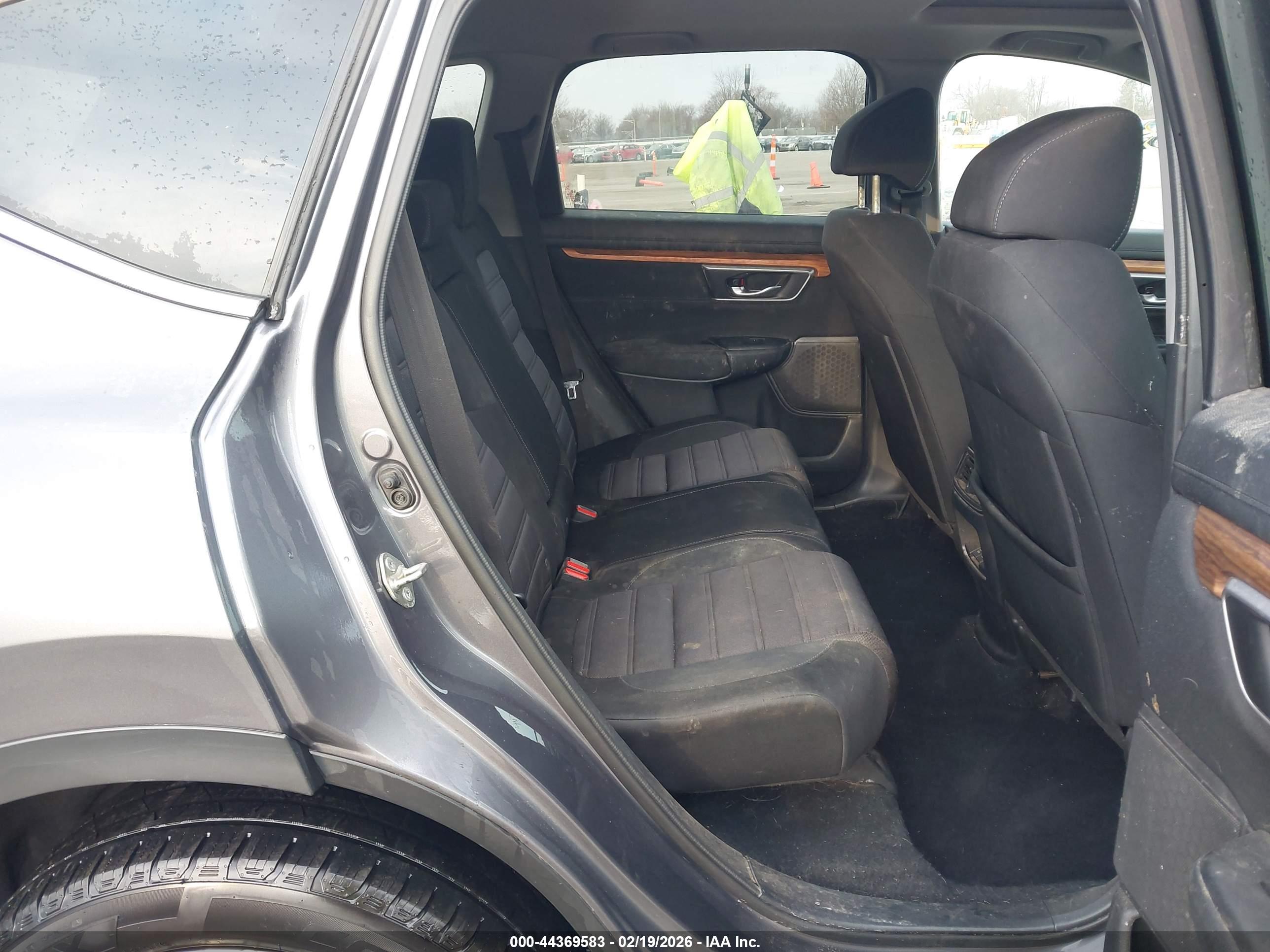 HONDA CR-V image 8