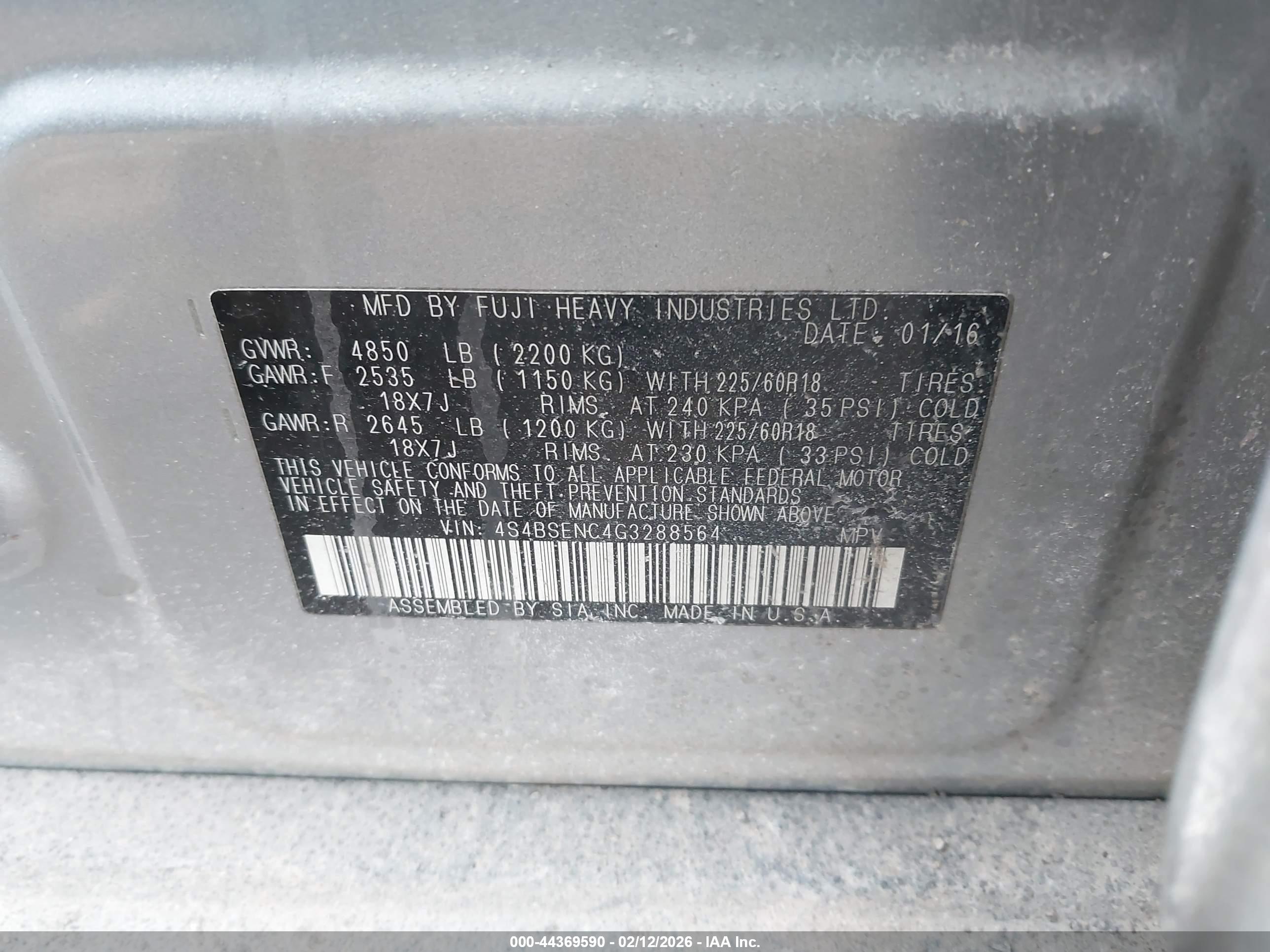 SUBARU OUTBACK image 9