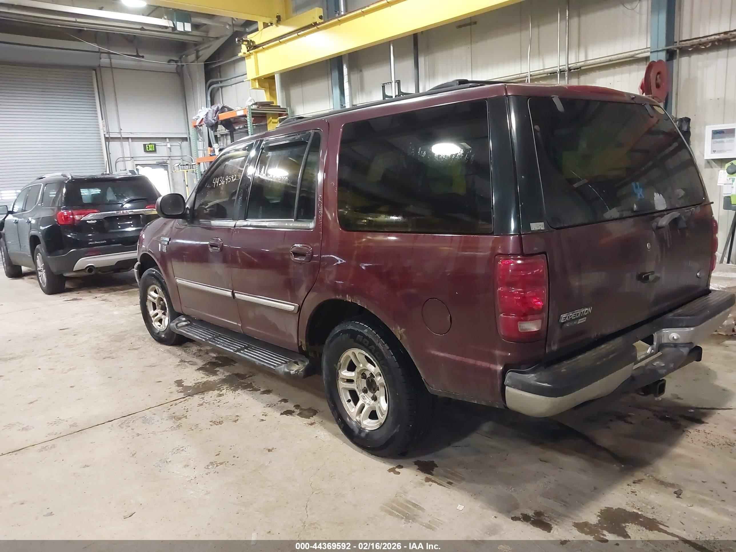 FORD EXPEDITION image 3