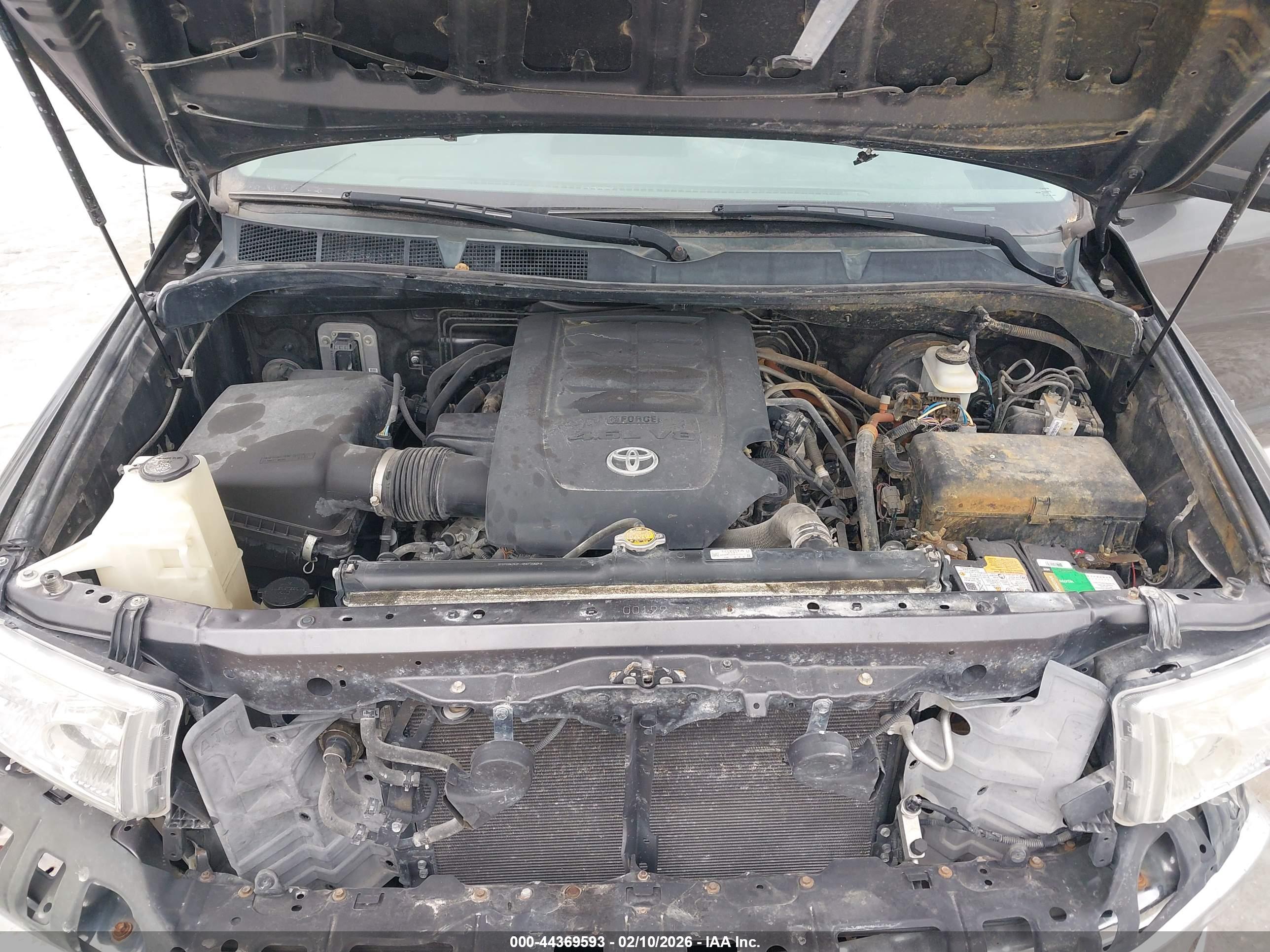 TOYOTA TUNDRA image 10