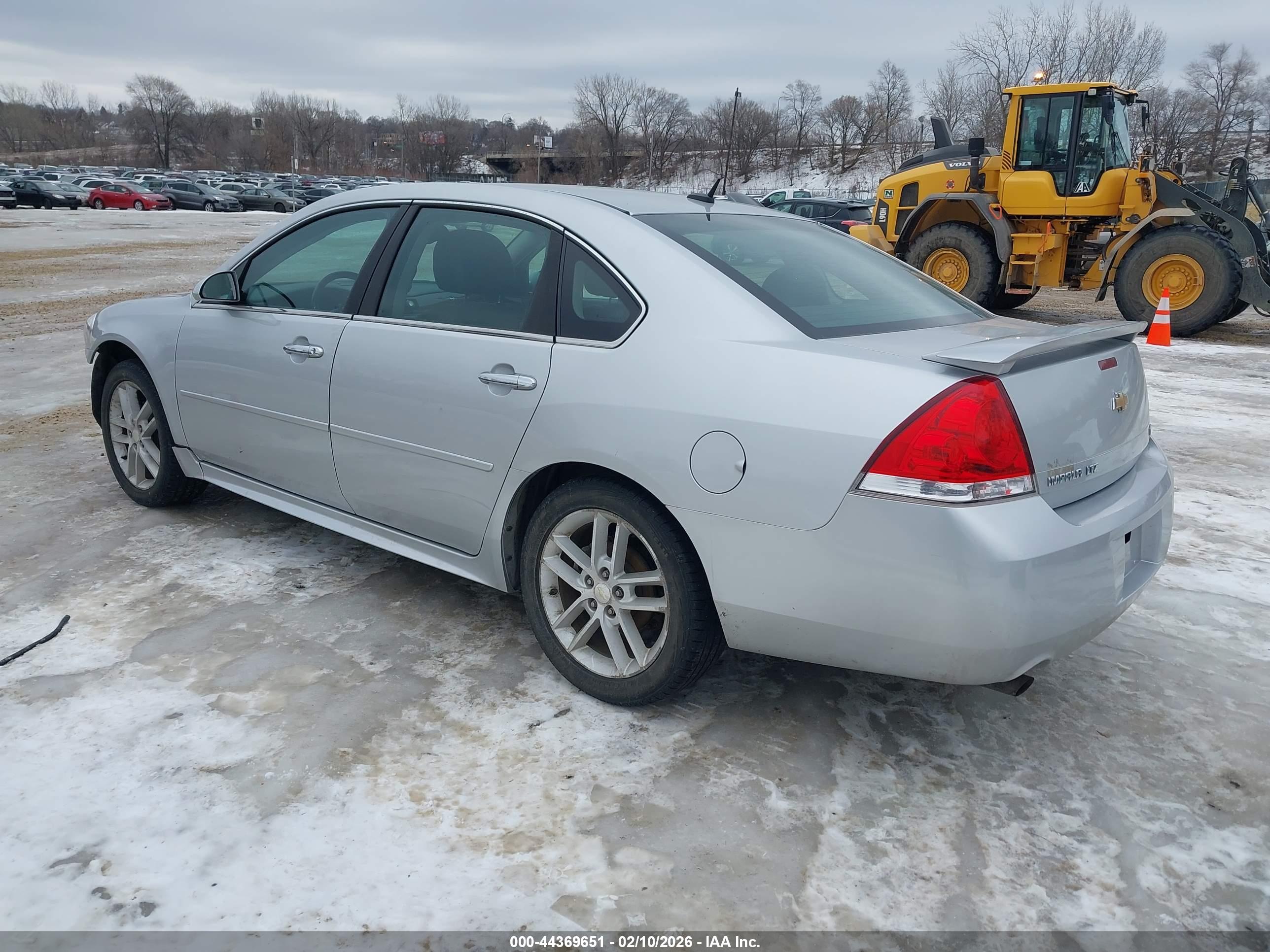CHEVROLET IMPALA image 3