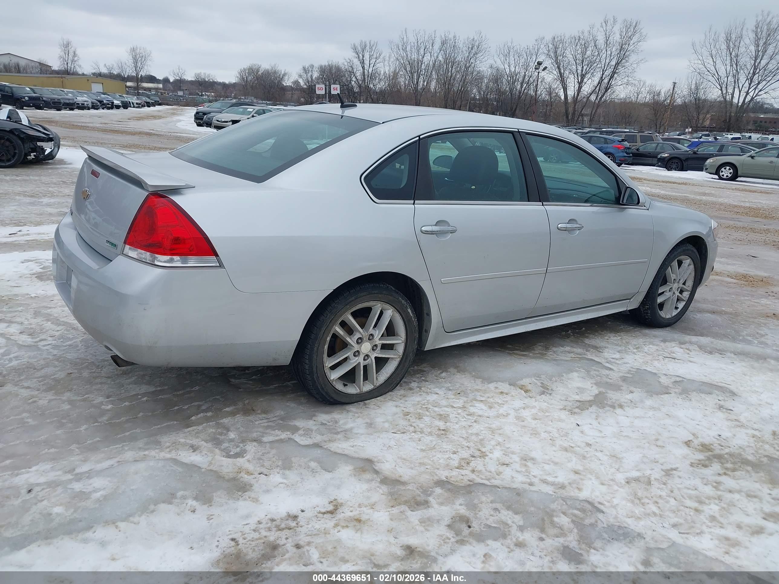 CHEVROLET IMPALA image 4