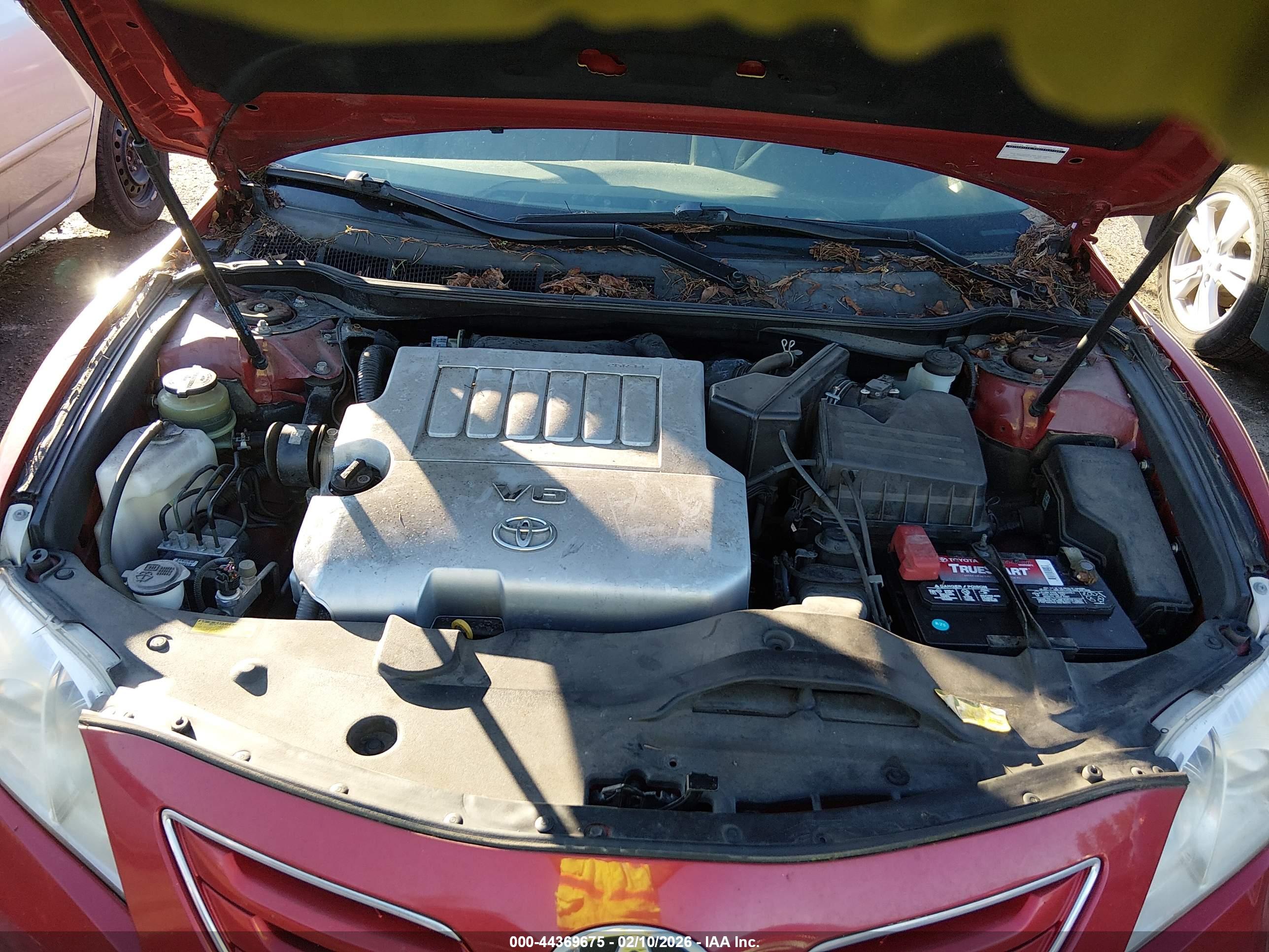 TOYOTA CAMRY image 10