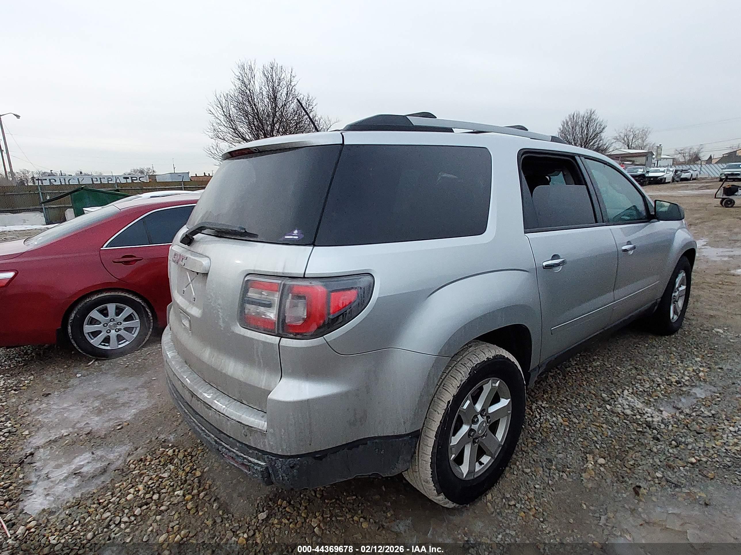 GMC ACADIA image 4