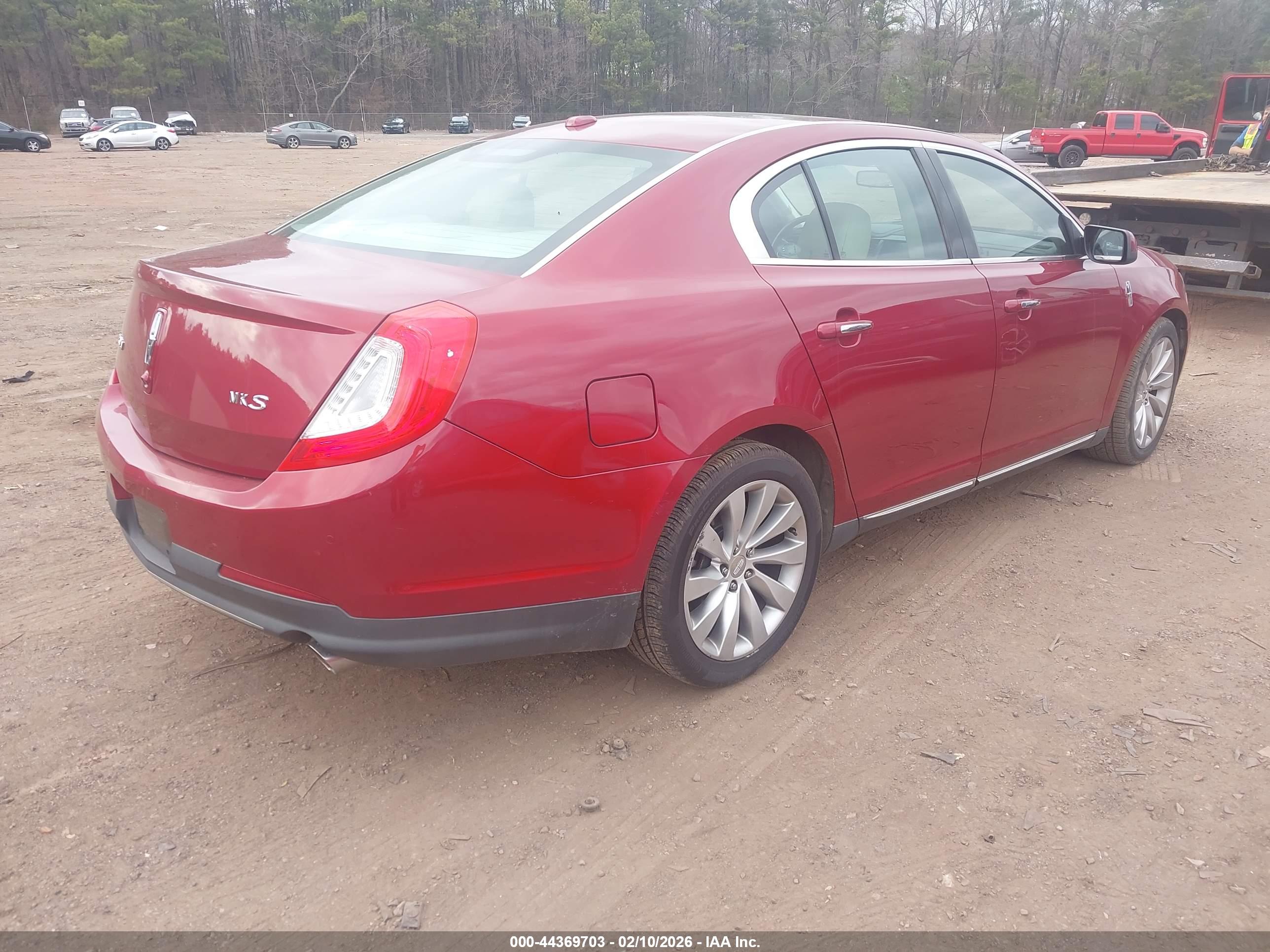 LINCOLN MKS image 4