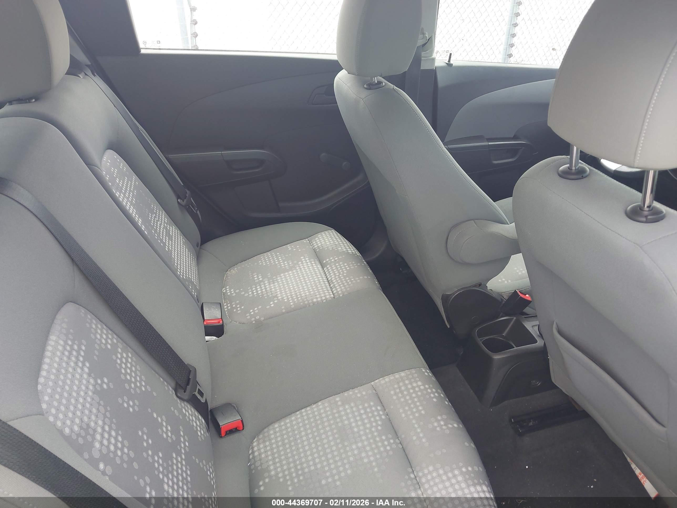 CHEVROLET SONIC image 8