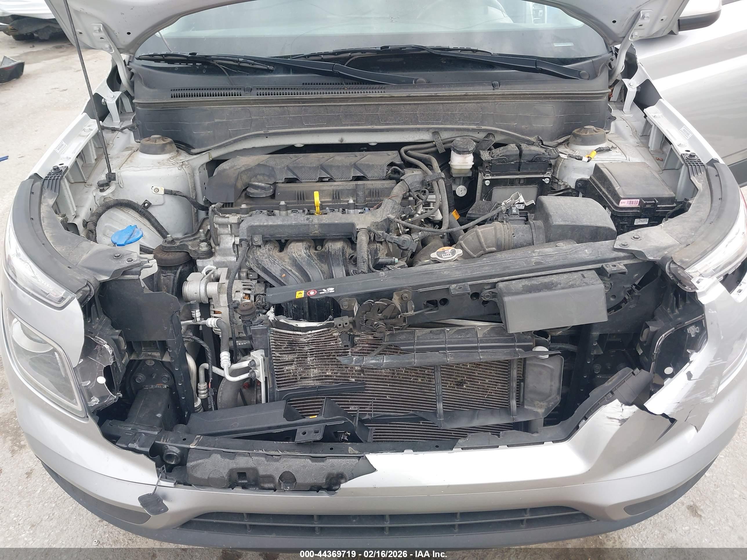 HYUNDAI VENUE image 10