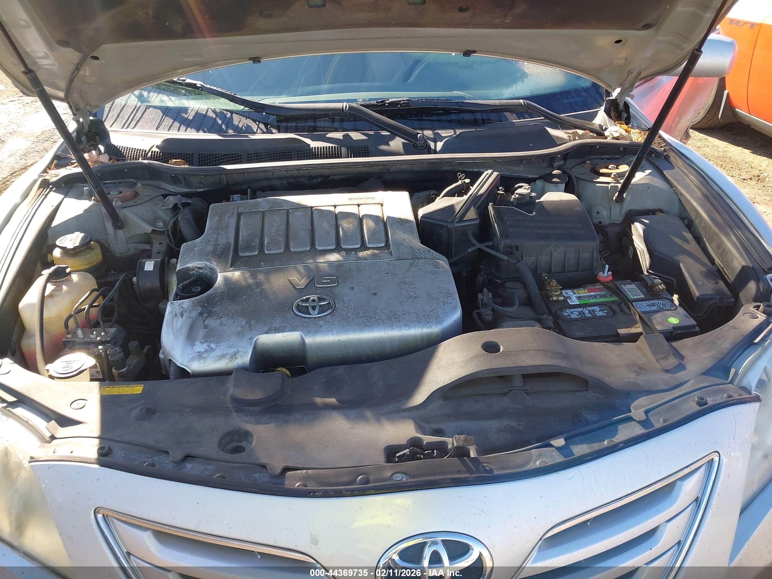 TOYOTA CAMRY image 10