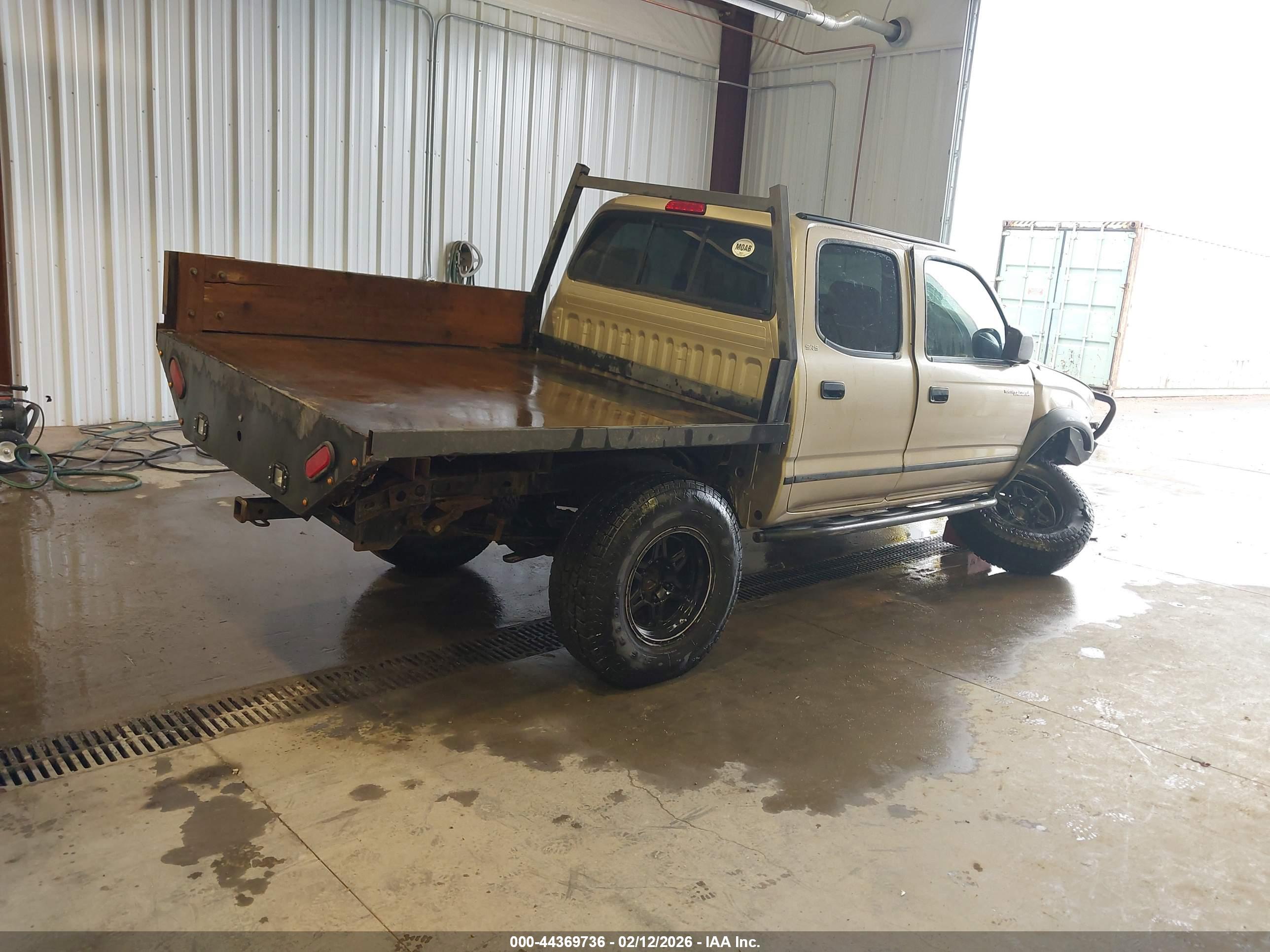 TOYOTA TACOMA image 4