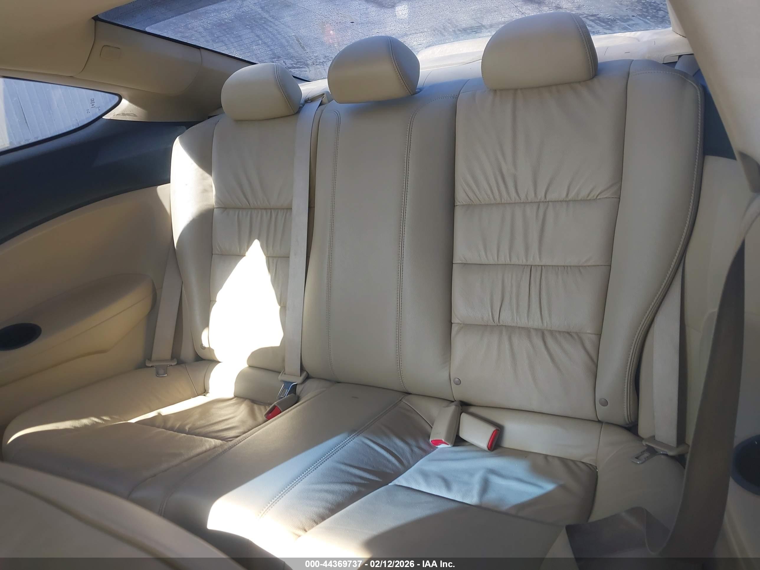 HONDA ACCORD image 8