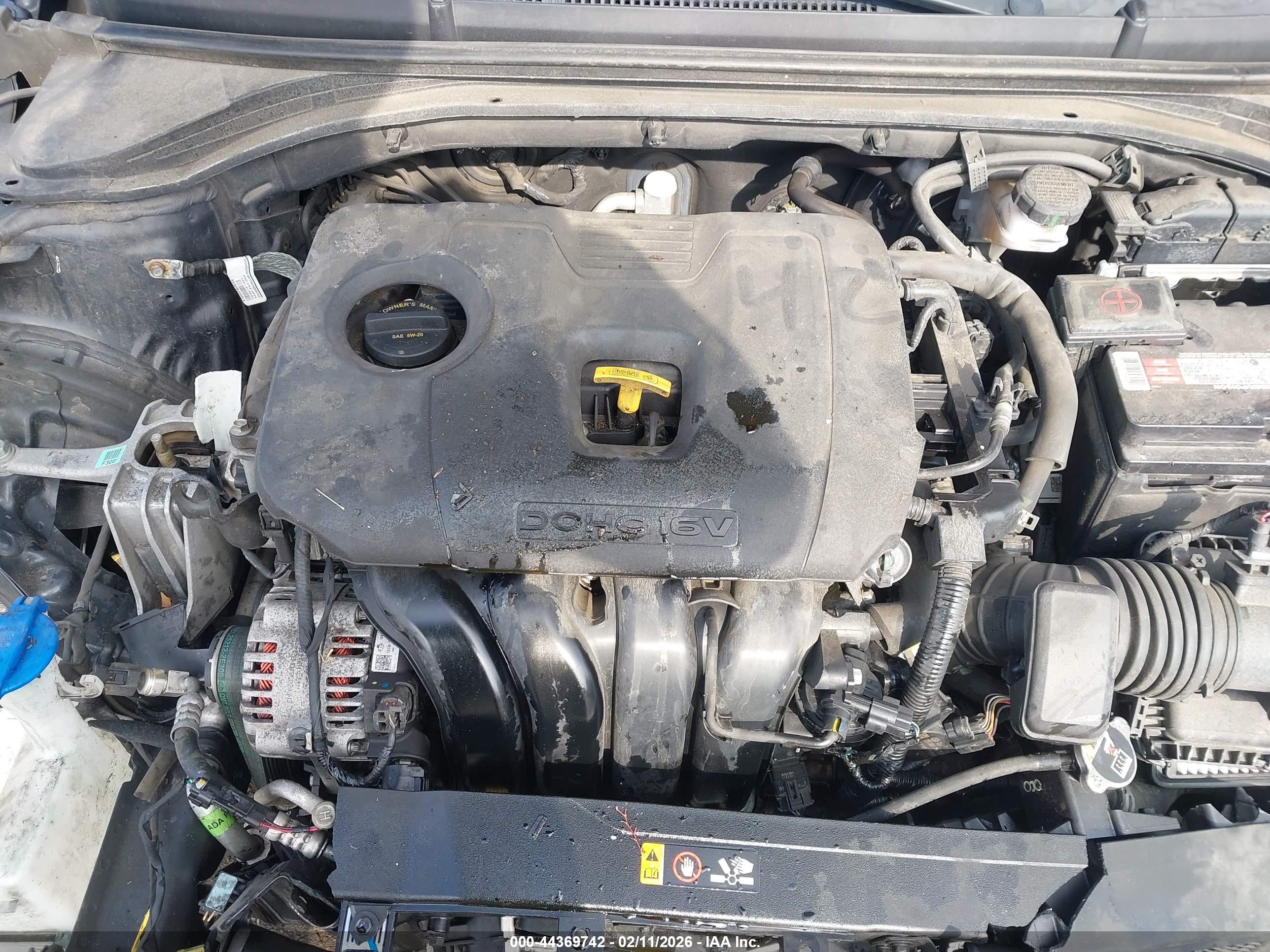 HYUNDAI ELANTRA image 10