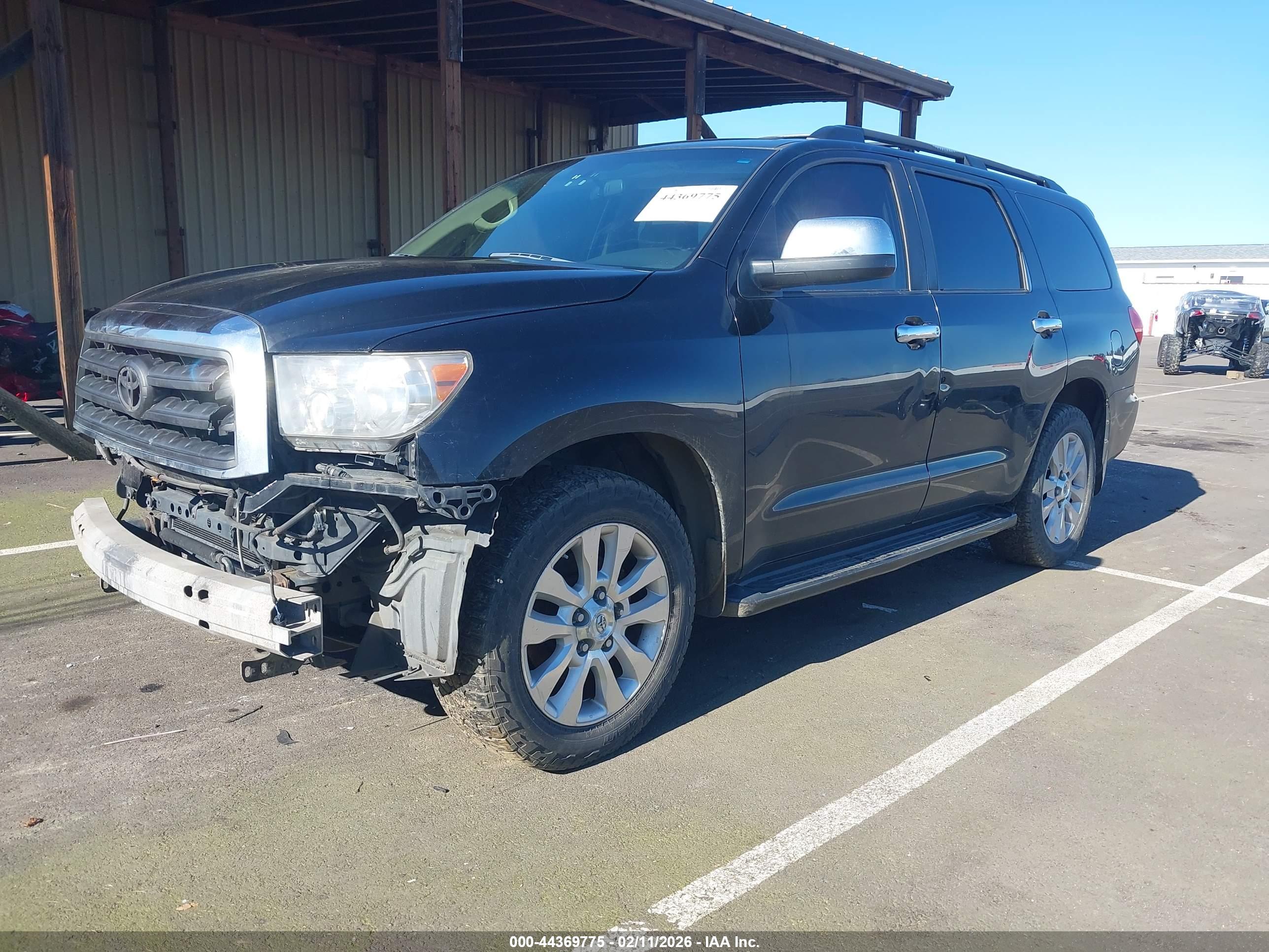 TOYOTA SEQUOIA image 2