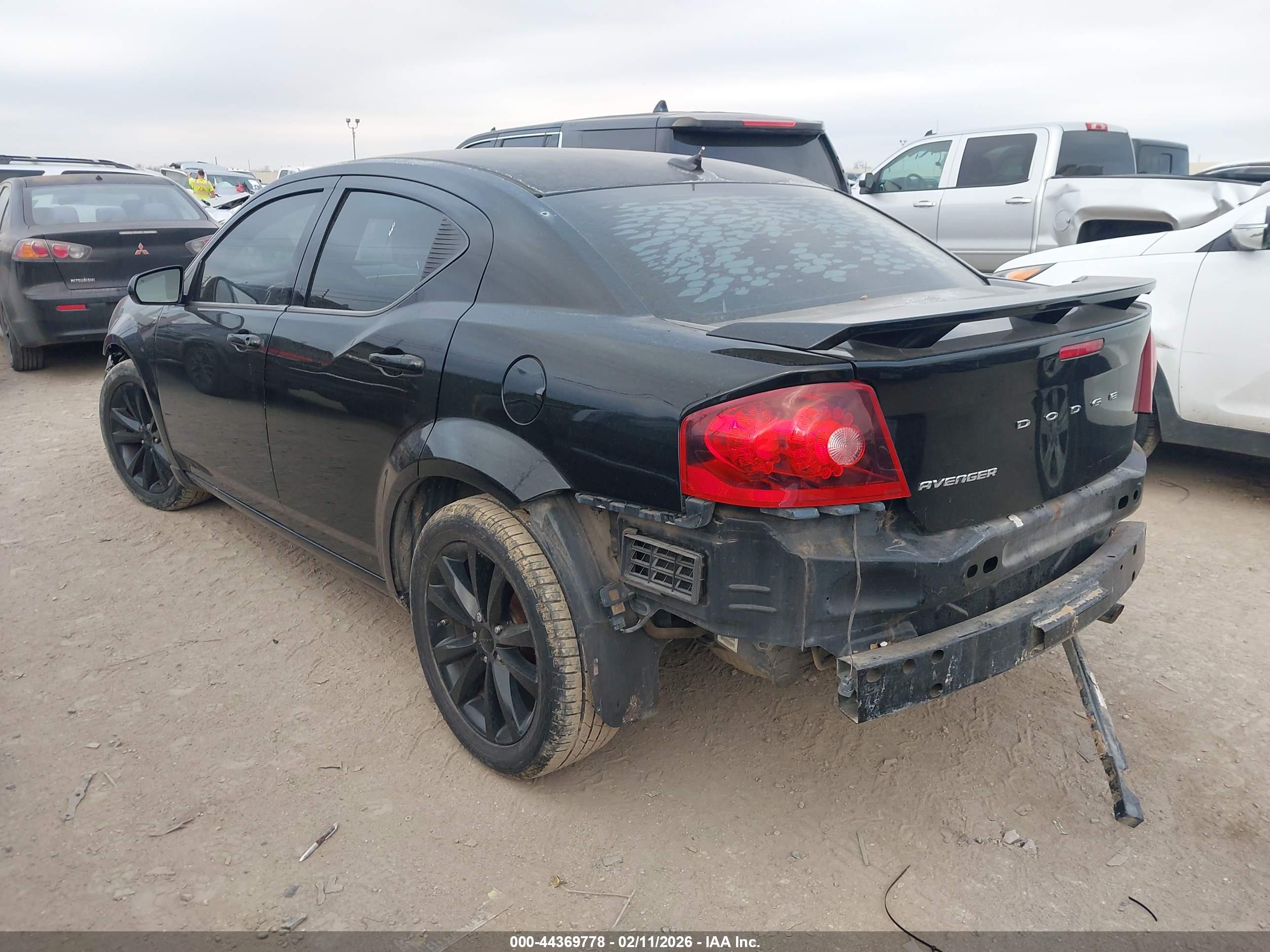 DODGE AVENGER image 3