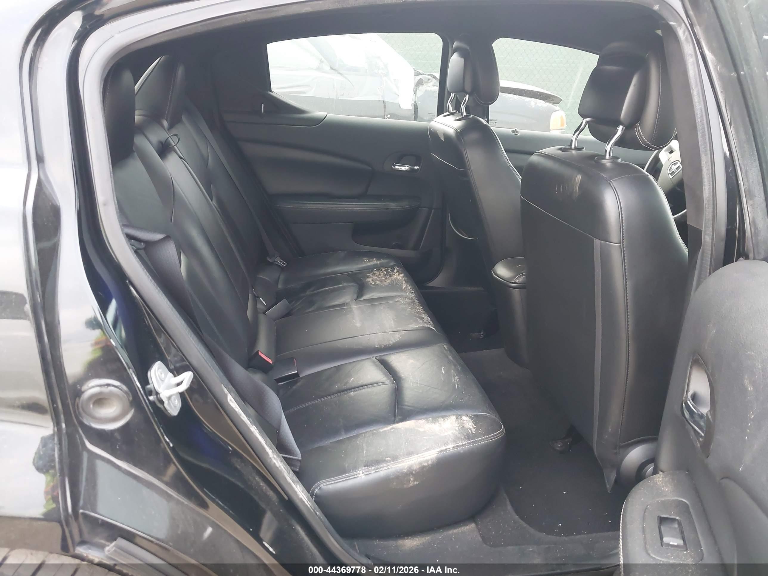 DODGE AVENGER image 8