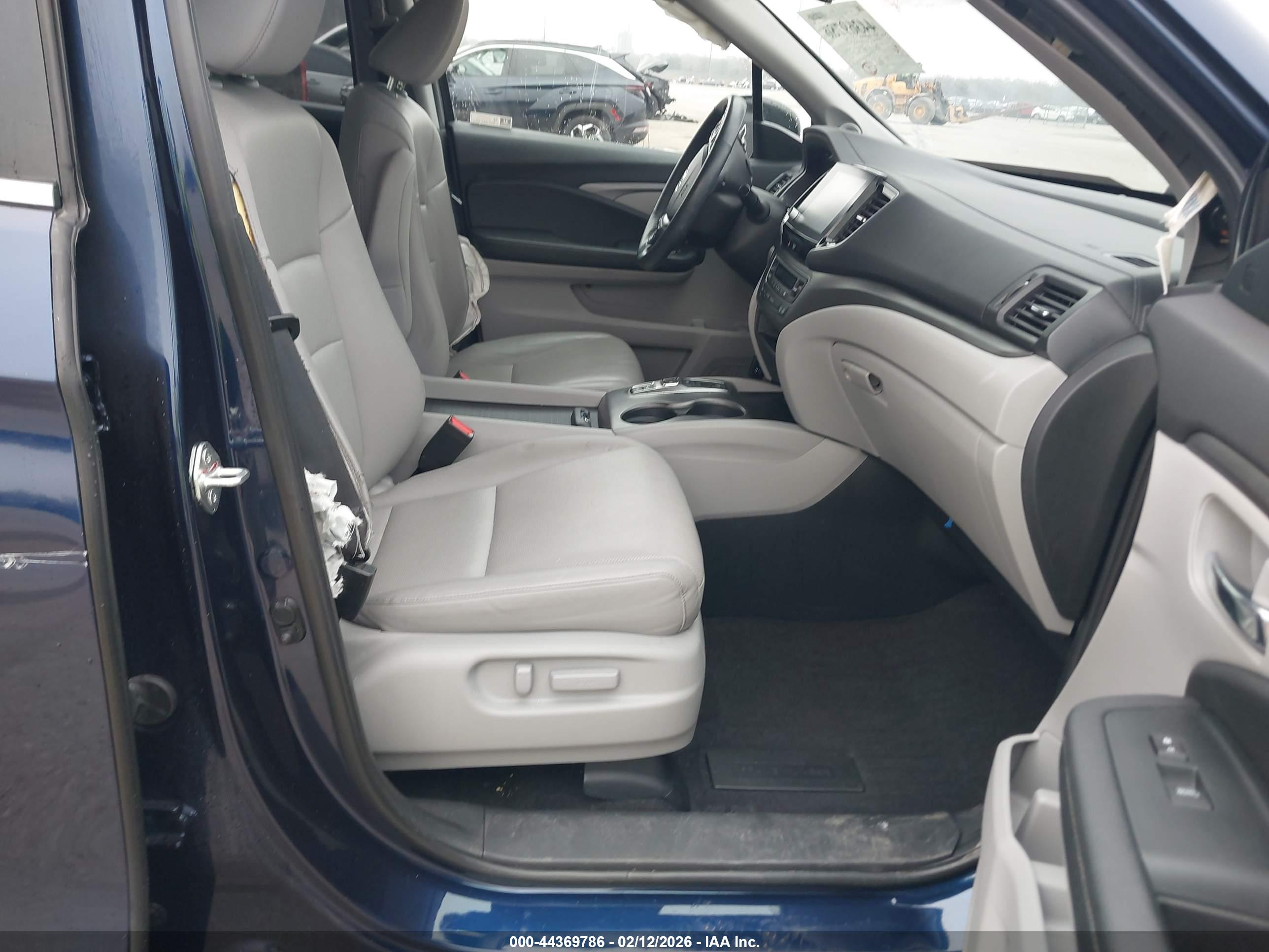 HONDA RIDGELINE image 5