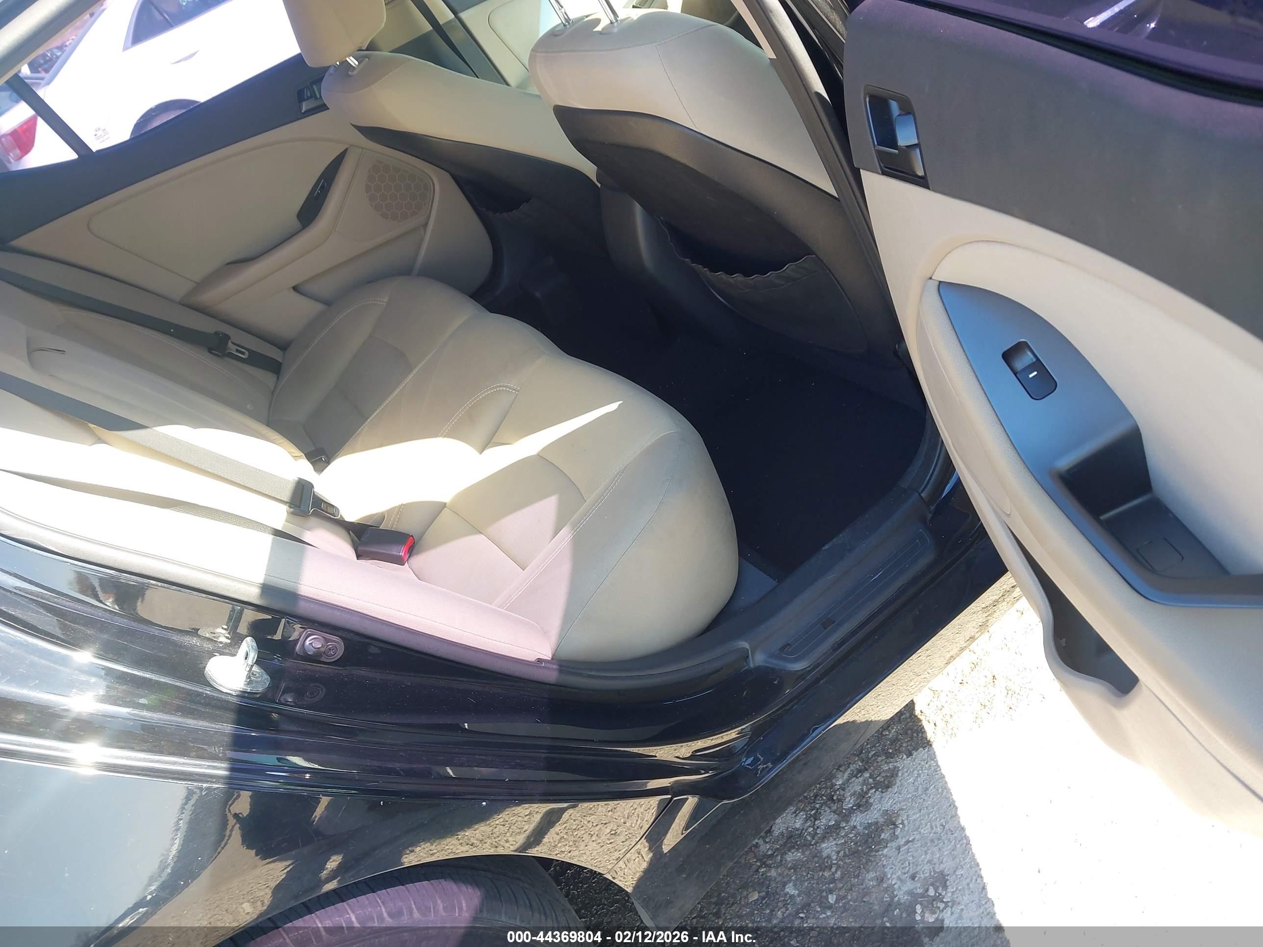 KIA OPTIMA image 8