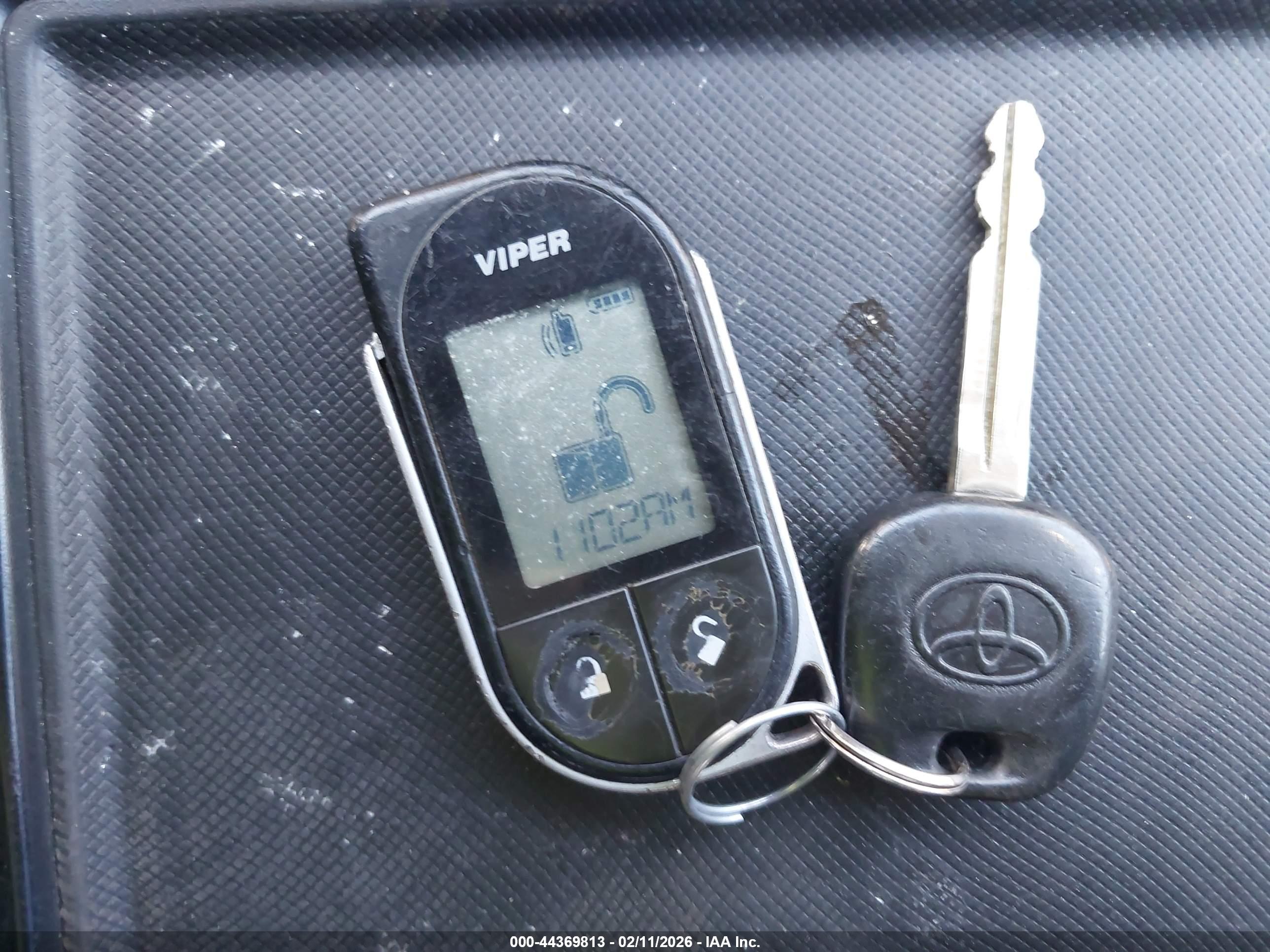 TOYOTA SIENNA image 11