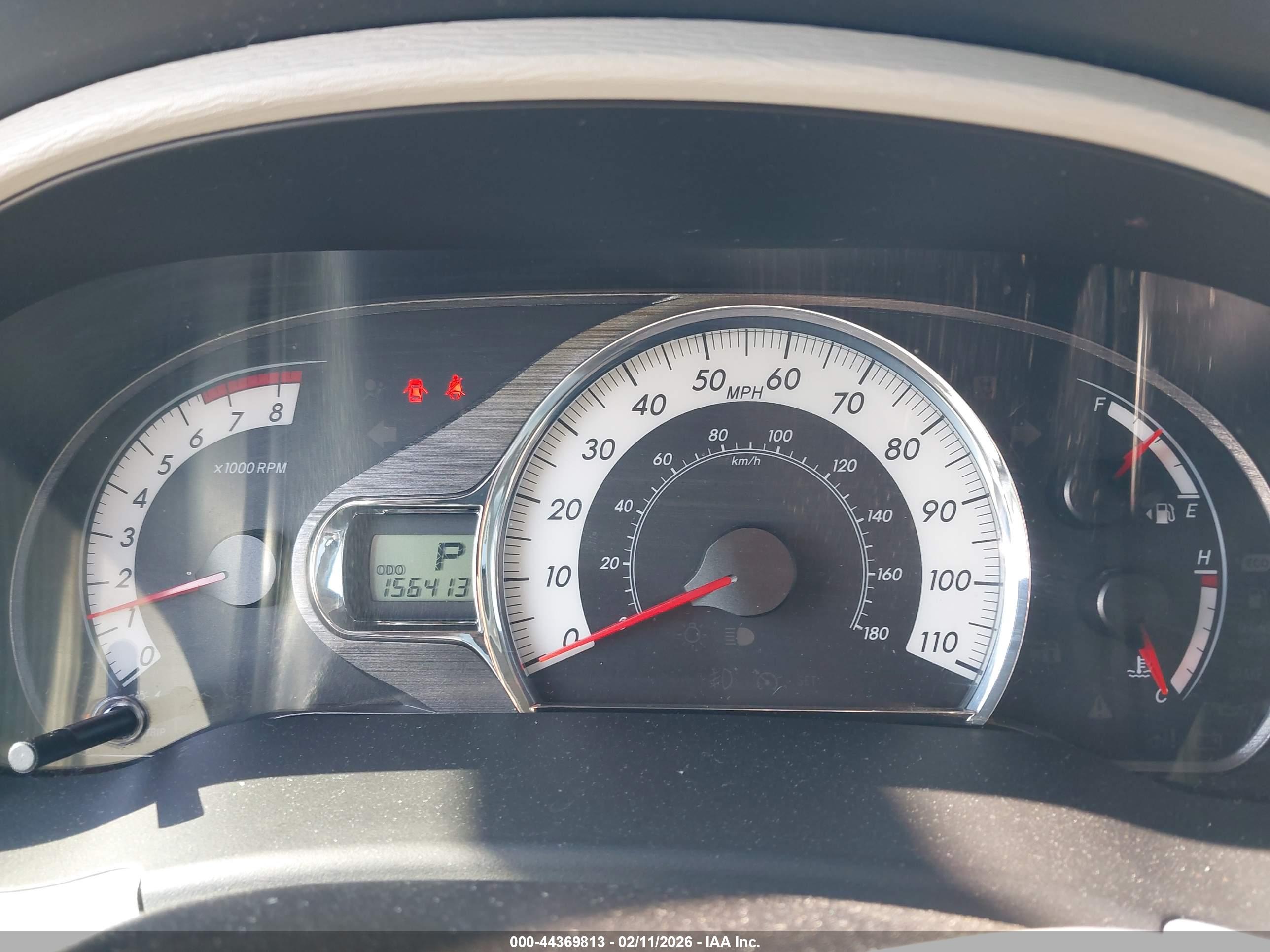 TOYOTA SIENNA image 7