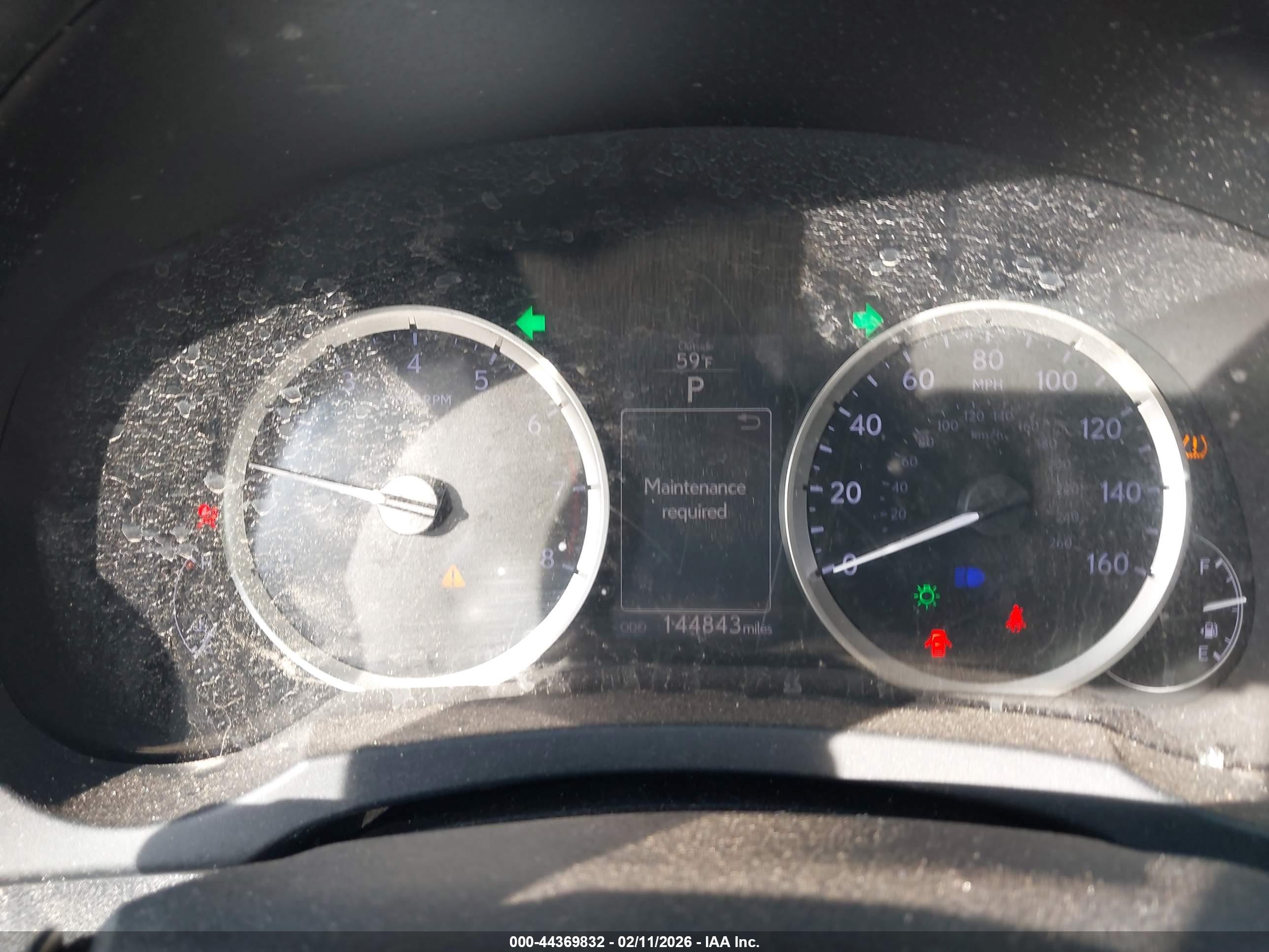 LEXUS IS image 7