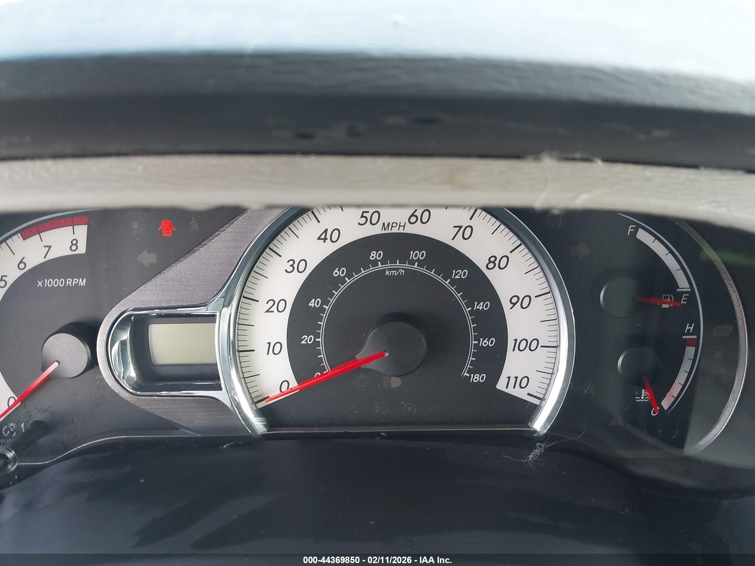 TOYOTA SIENNA image 7