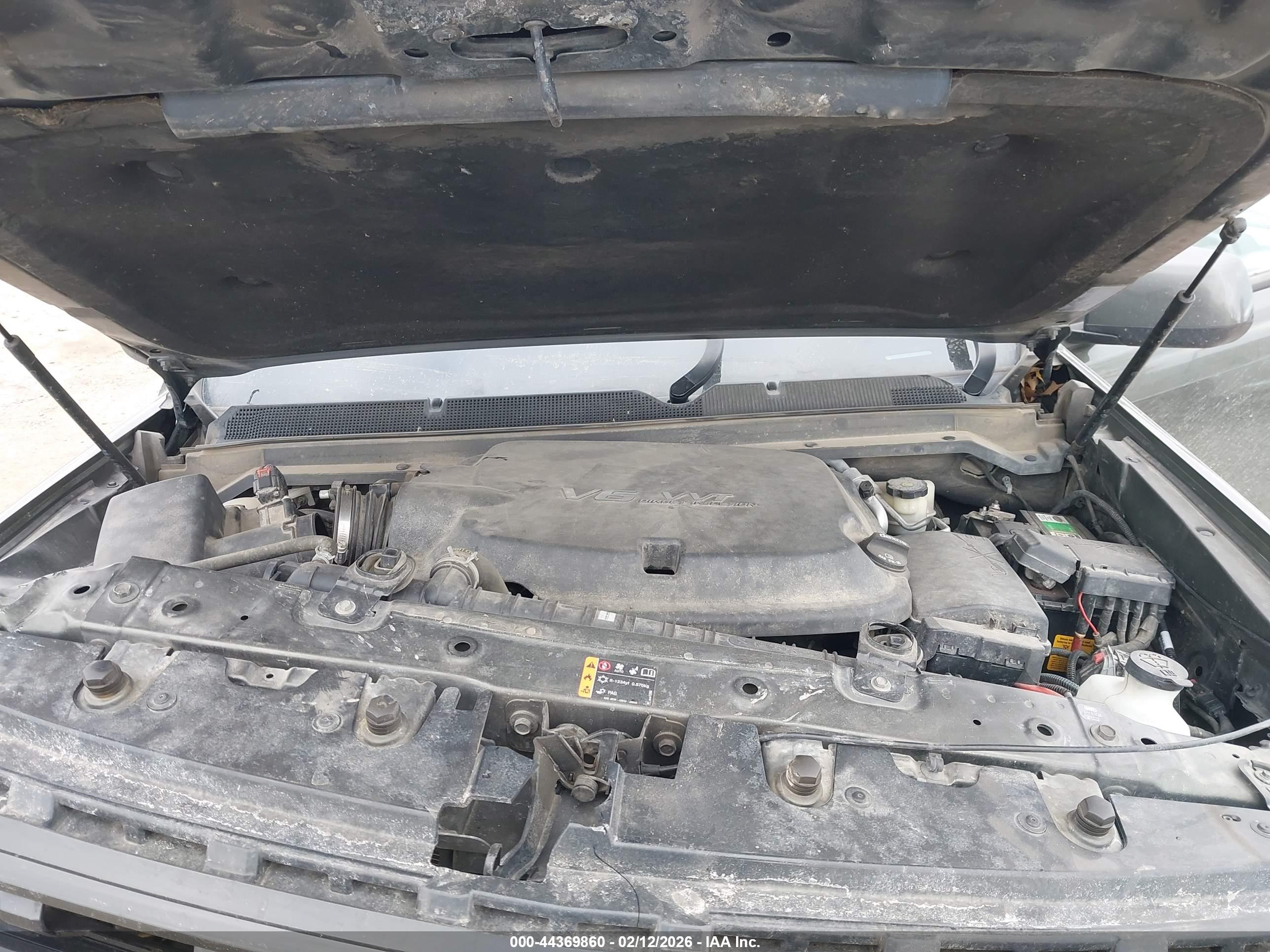 CHEVROLET COLORADO image 10