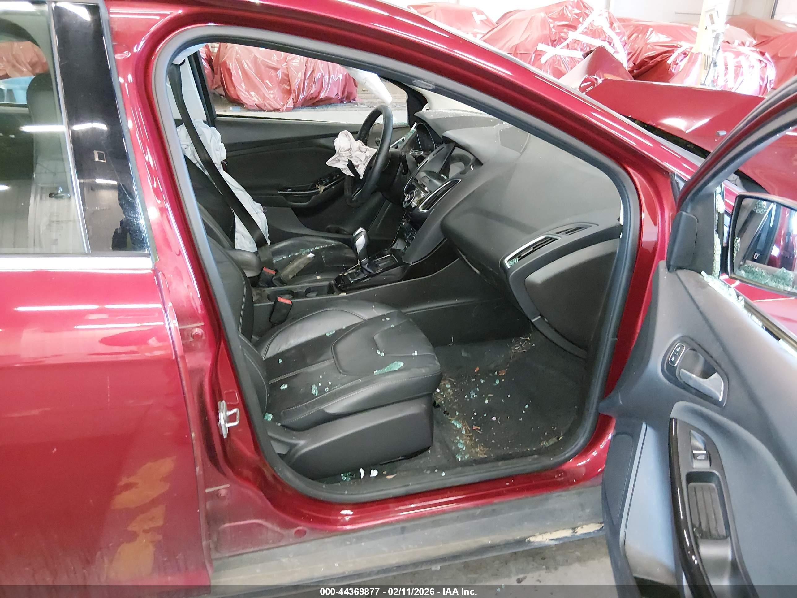 FORD FOCUS image 5