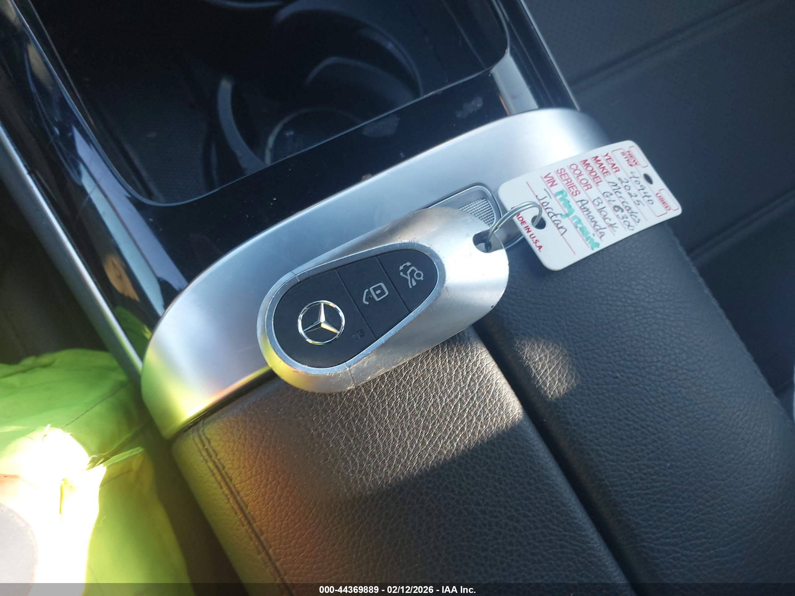 MERCEDES-BENZ GLC image 11