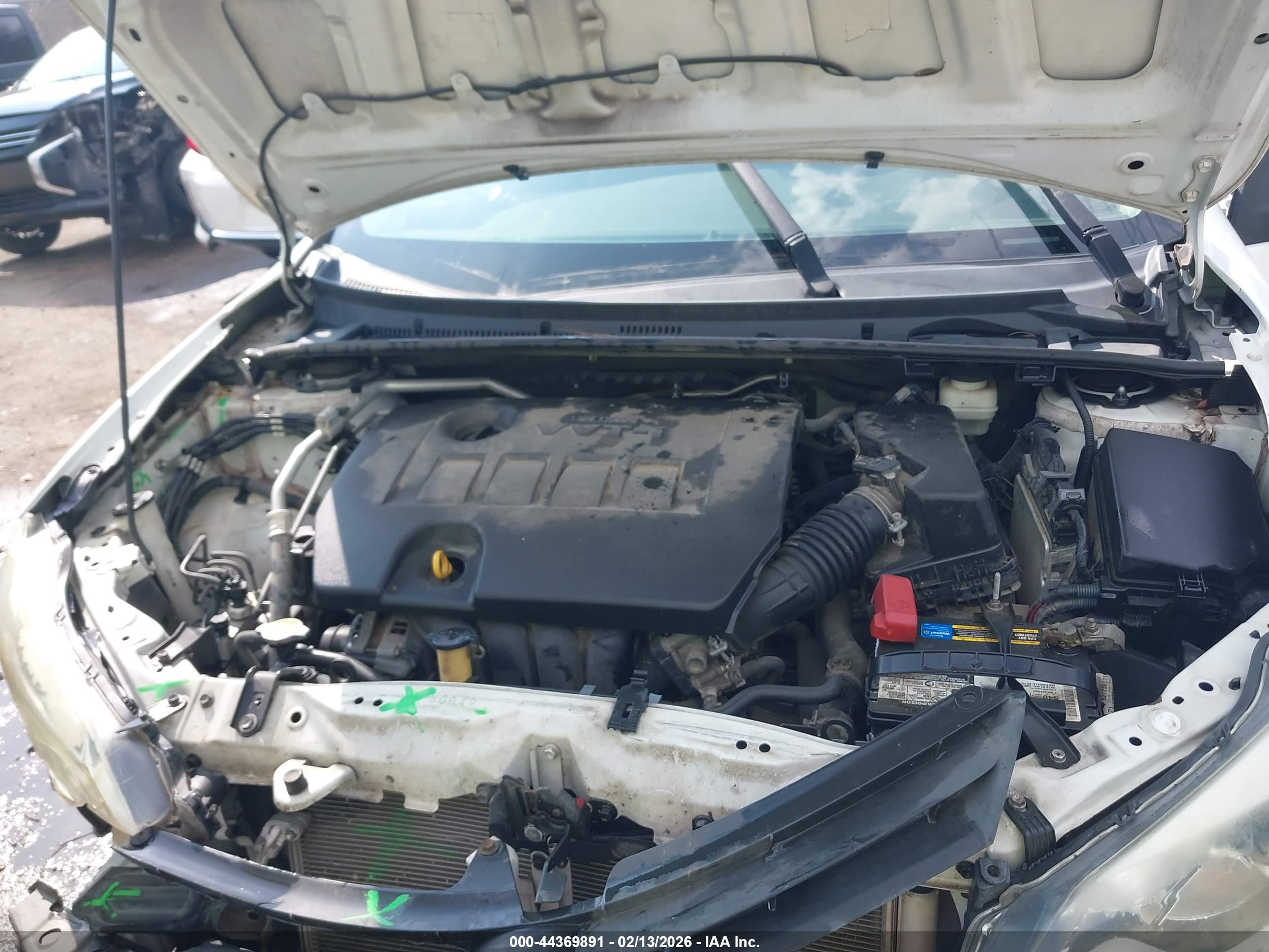 TOYOTA COROLLA image 10