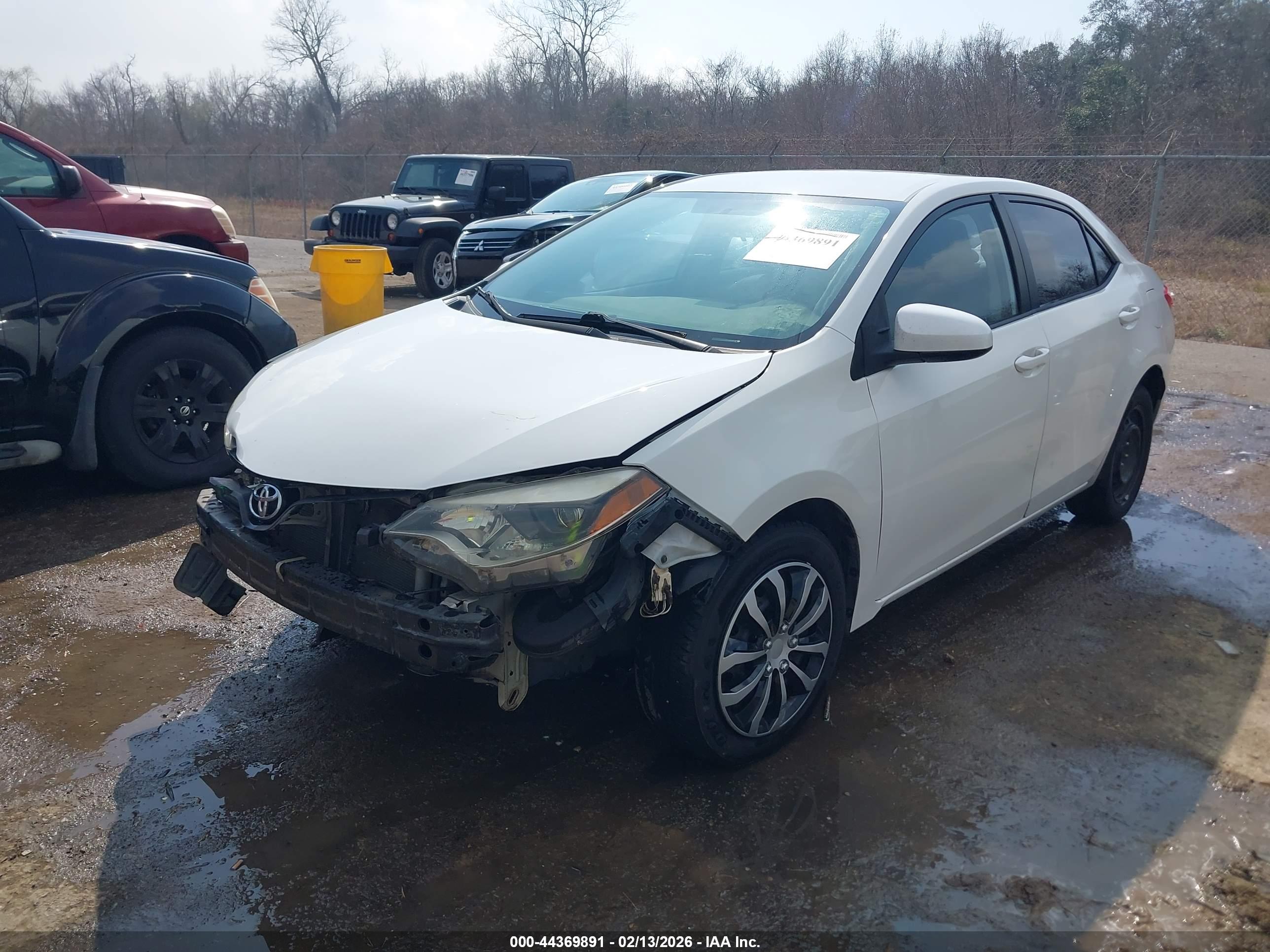 TOYOTA COROLLA image 2