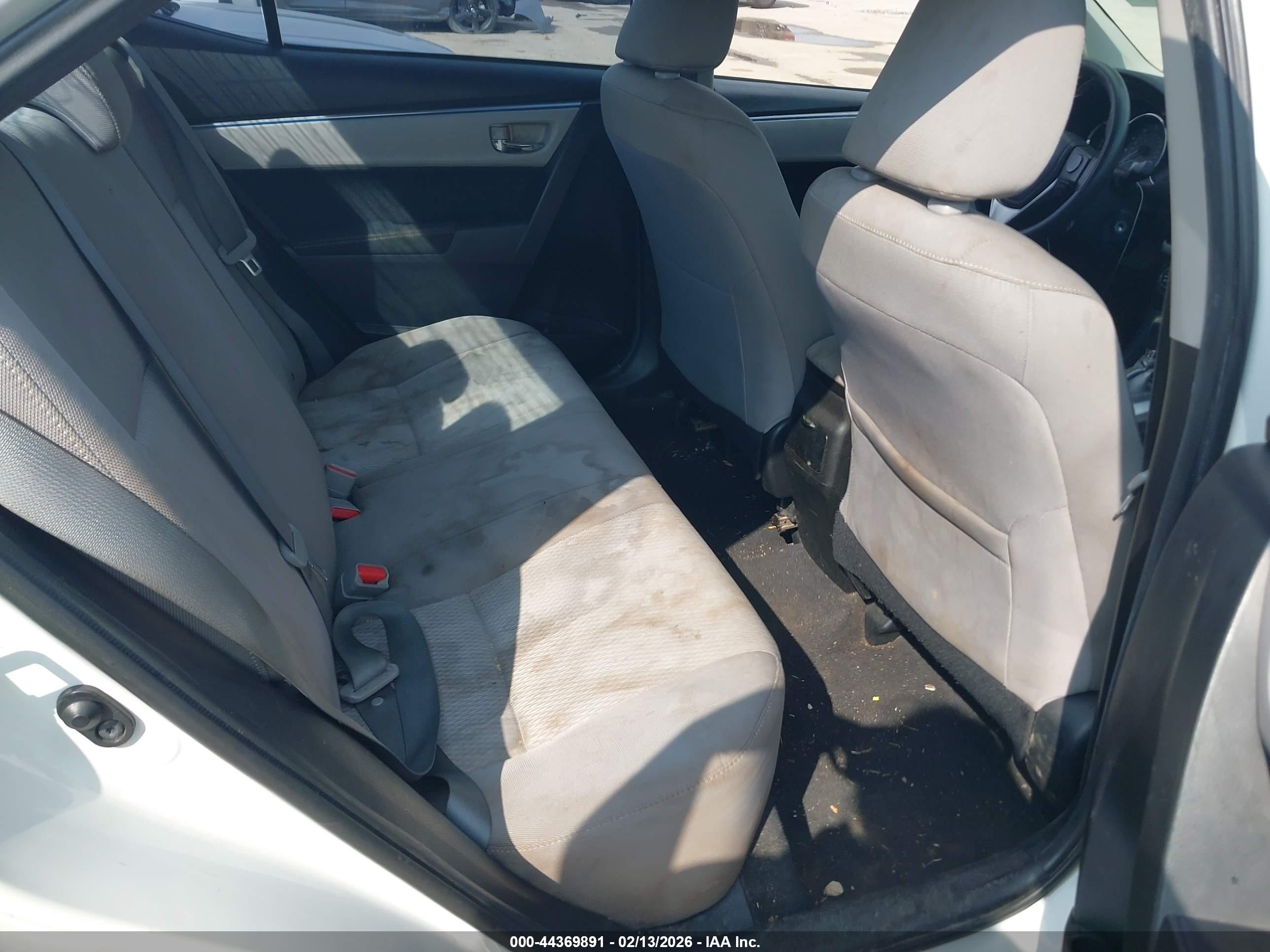 TOYOTA COROLLA image 8