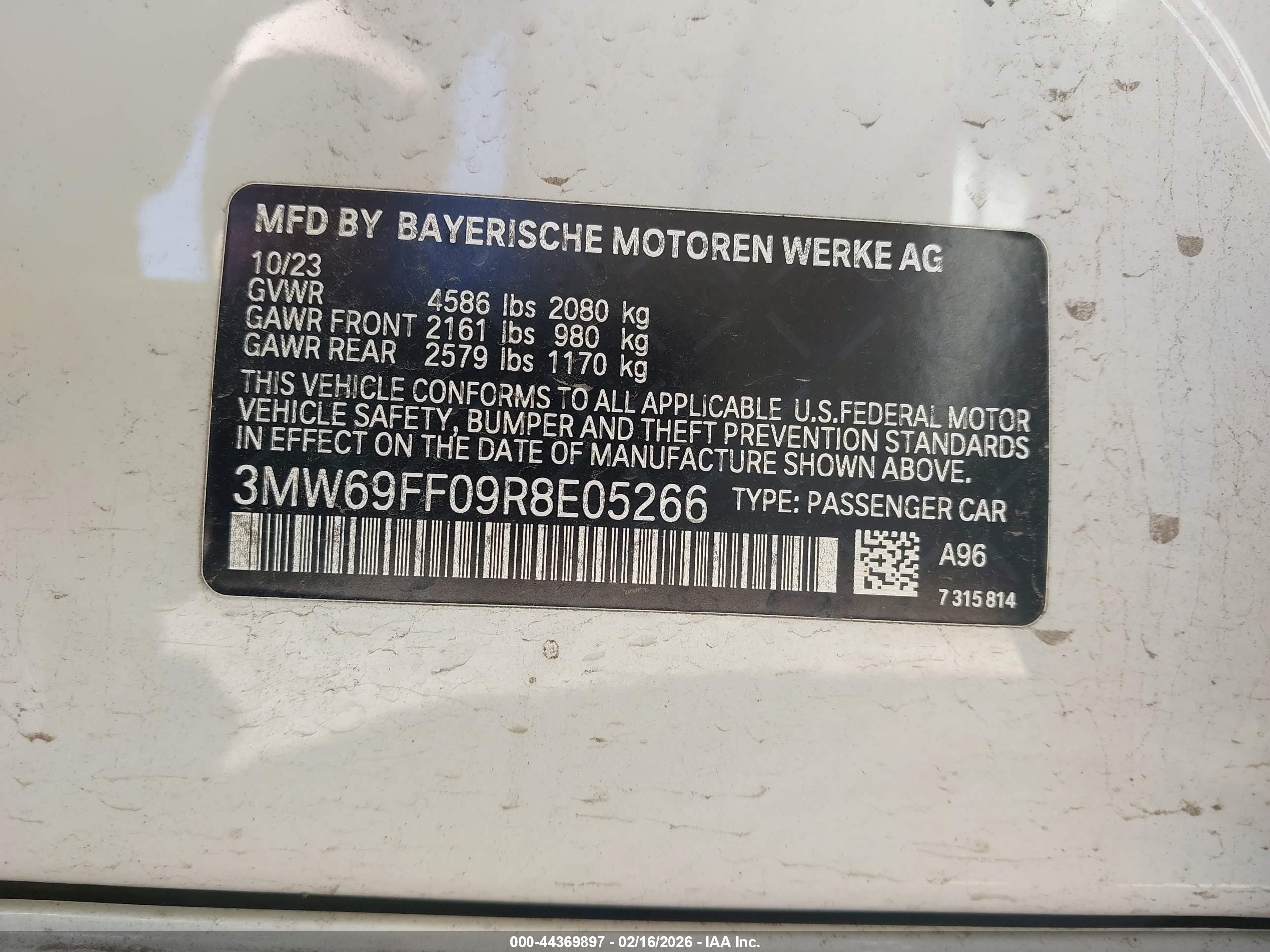 BMW 330I image 9