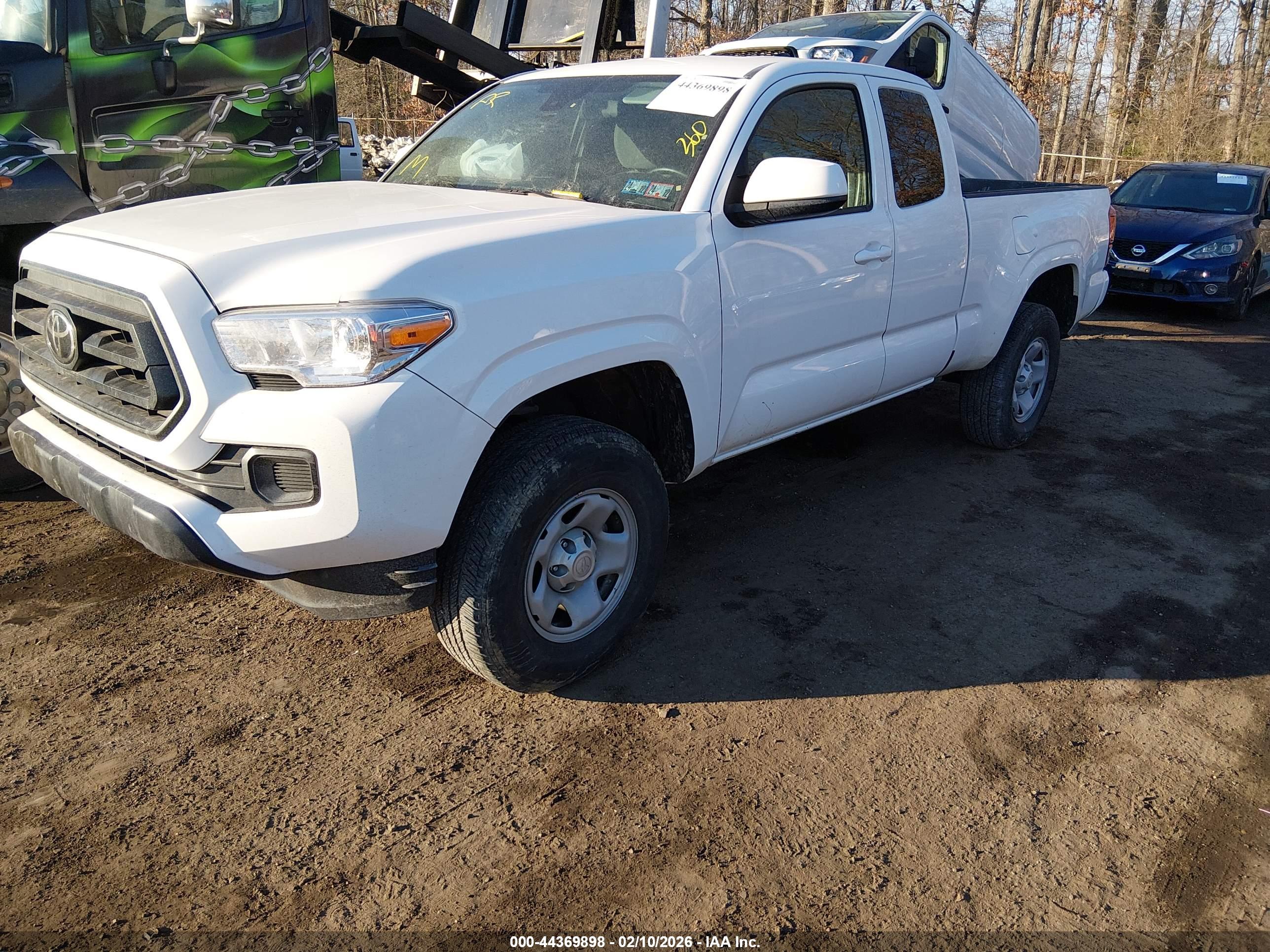 TOYOTA TACOMA image 2