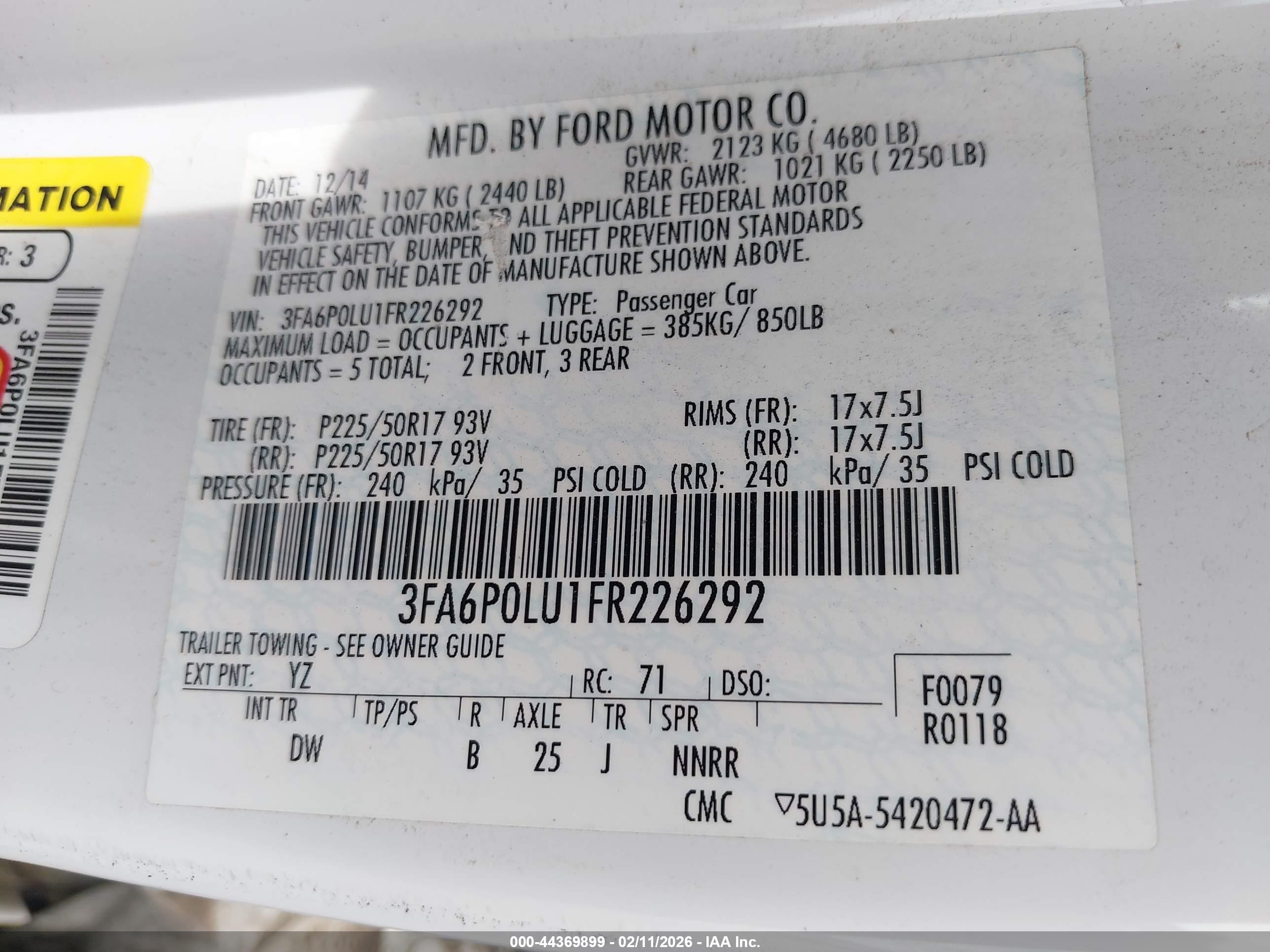 FORD FUSION image 9