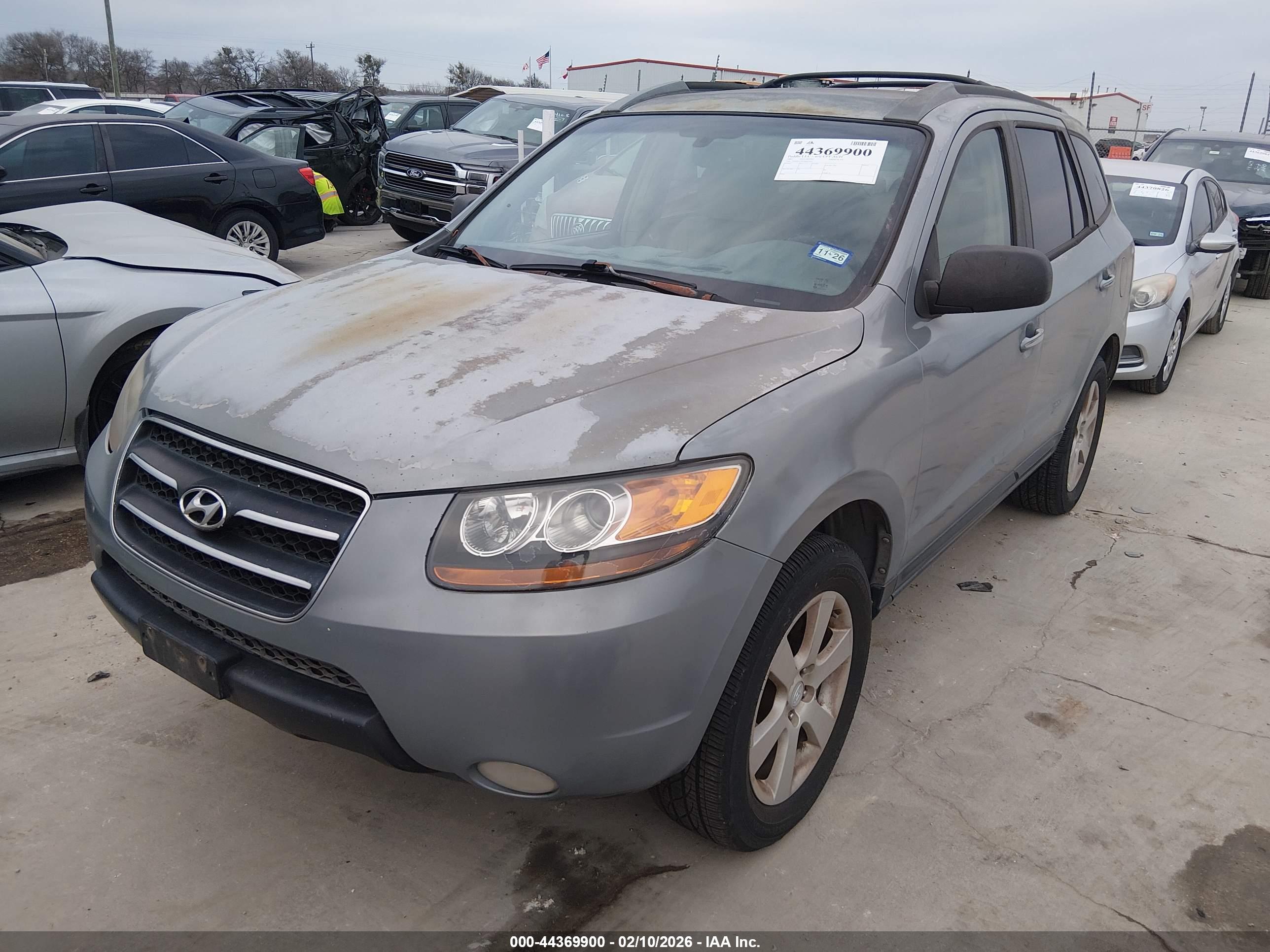 HYUNDAI SANTA image 2