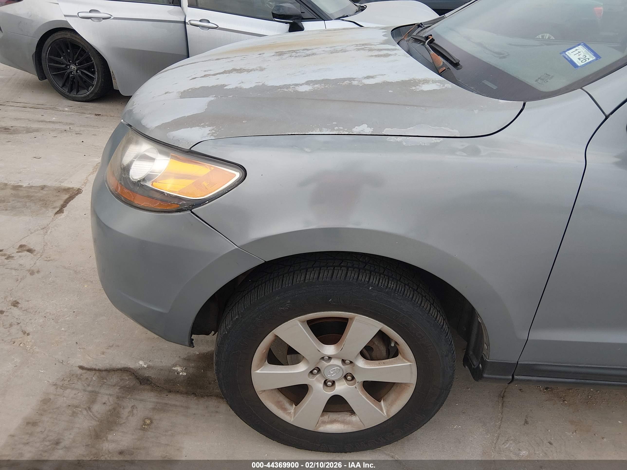 HYUNDAI SANTA image 6