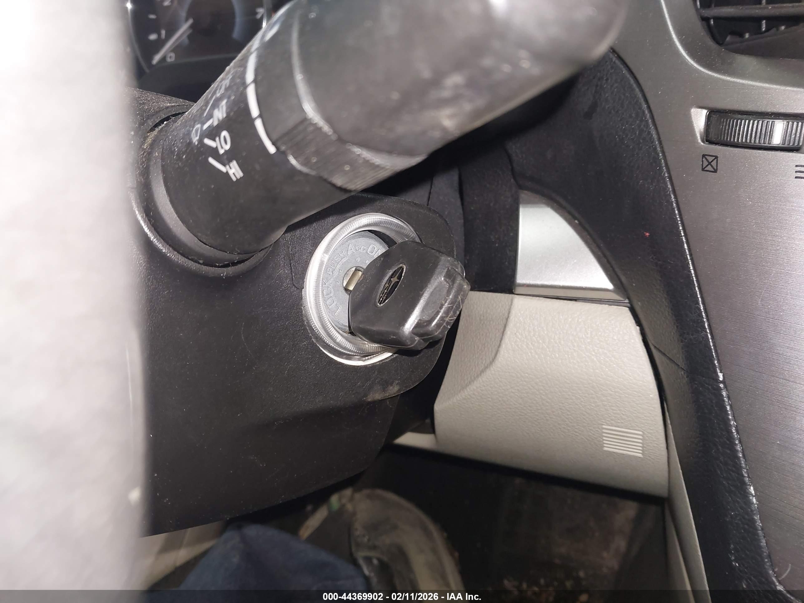 SUBARU LEGACY image 11