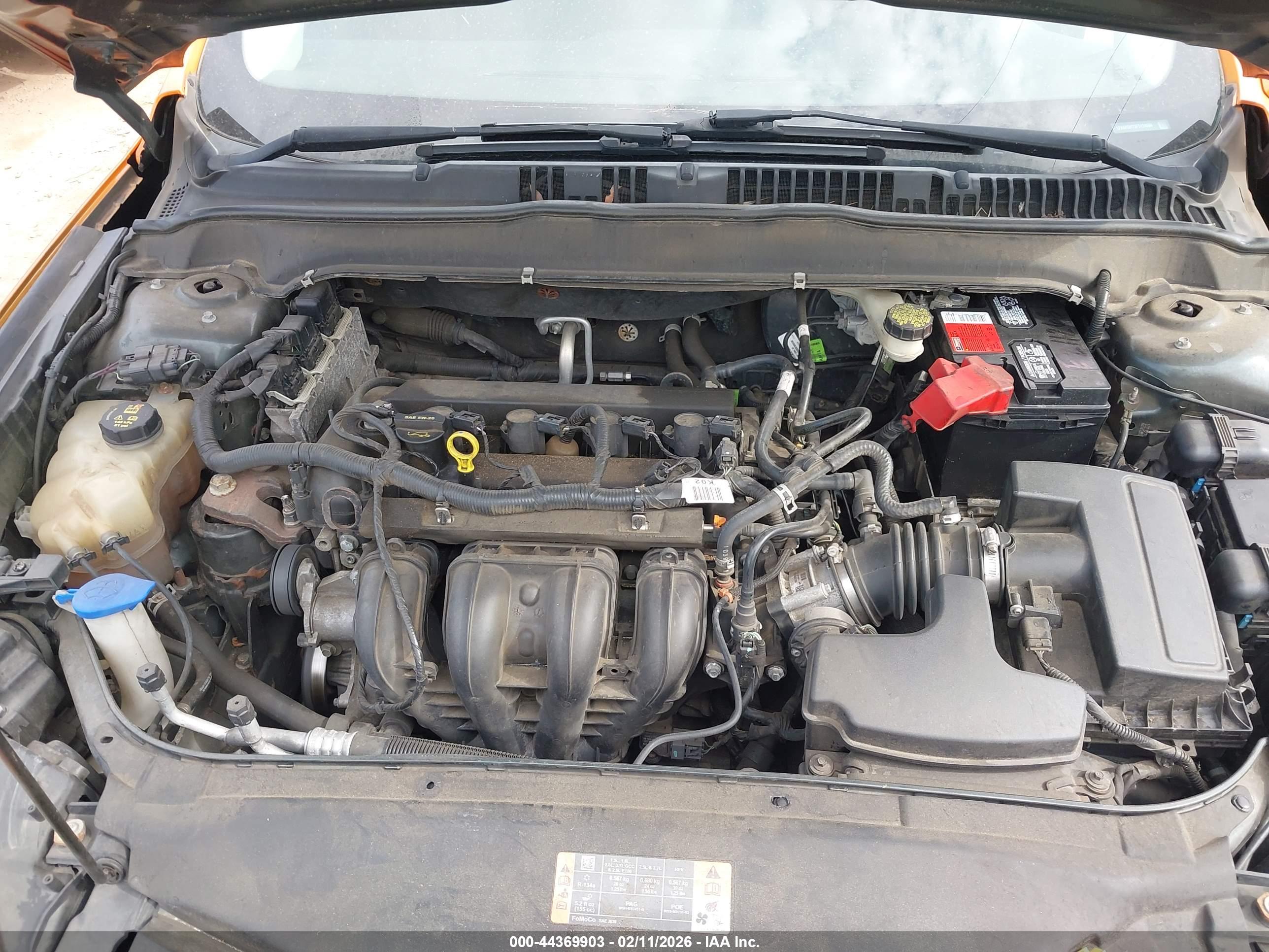 FORD FUSION image 10