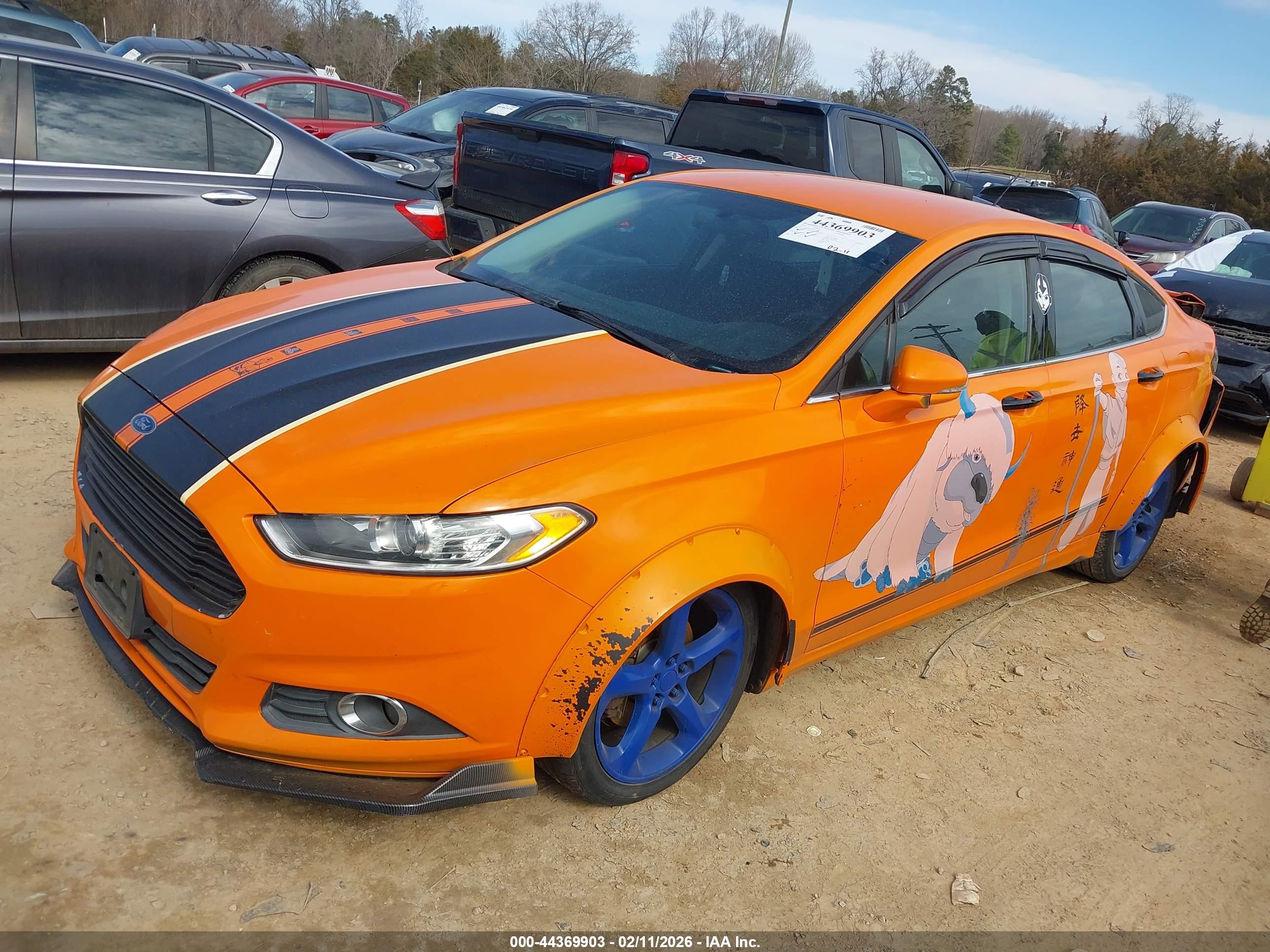 FORD FUSION image 2