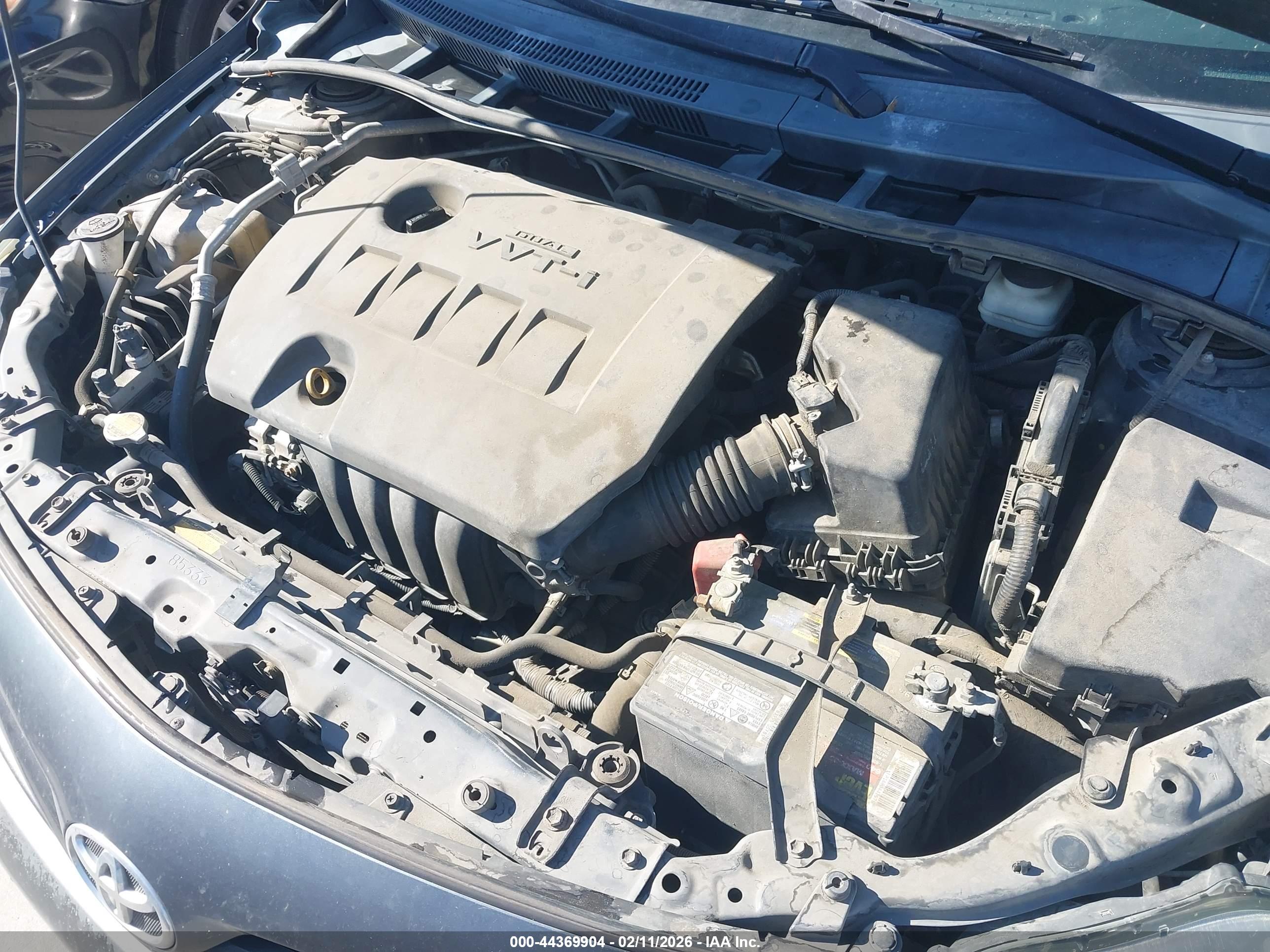 TOYOTA COROLLA image 10