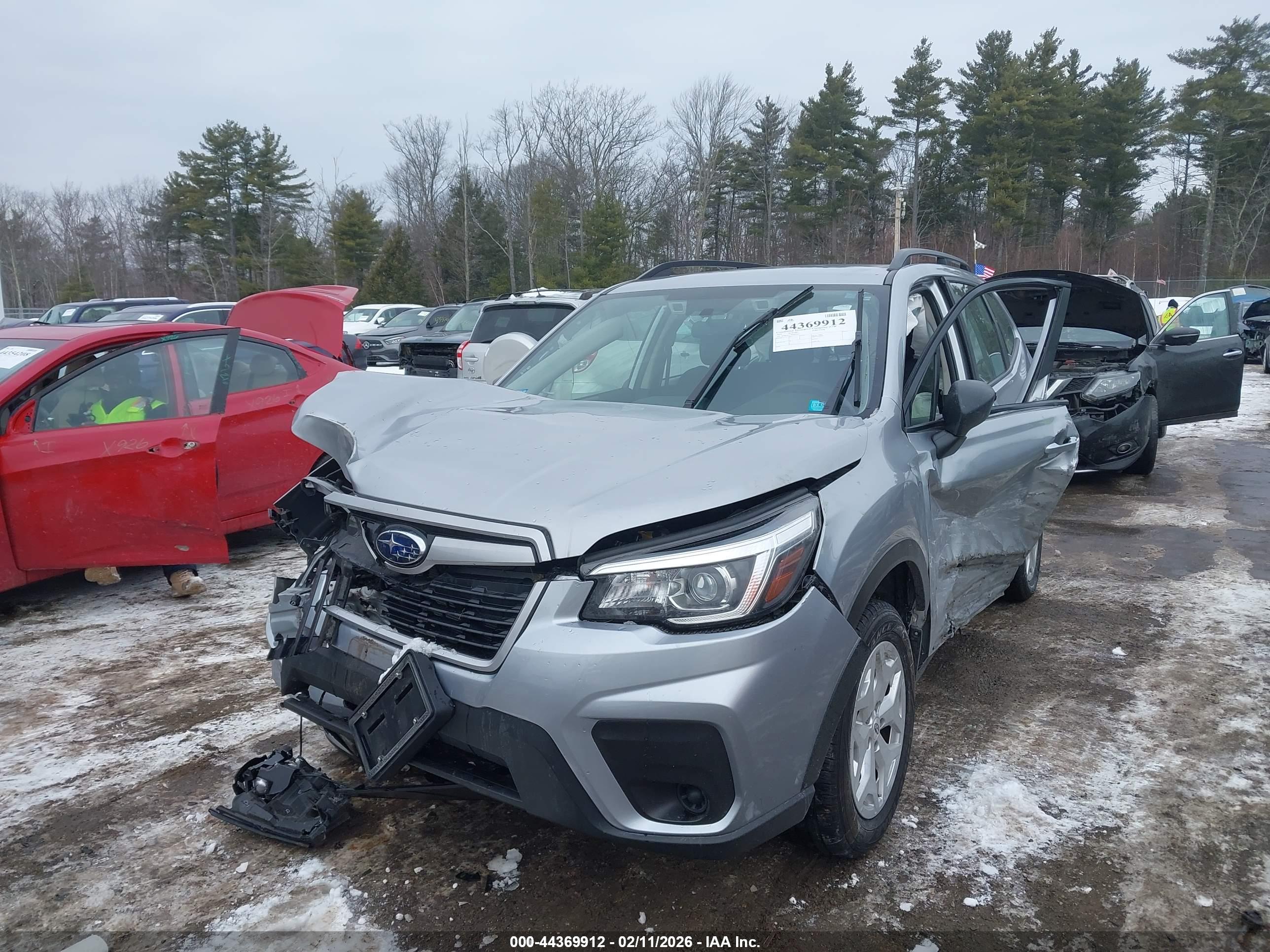 SUBARU FORESTER image 2