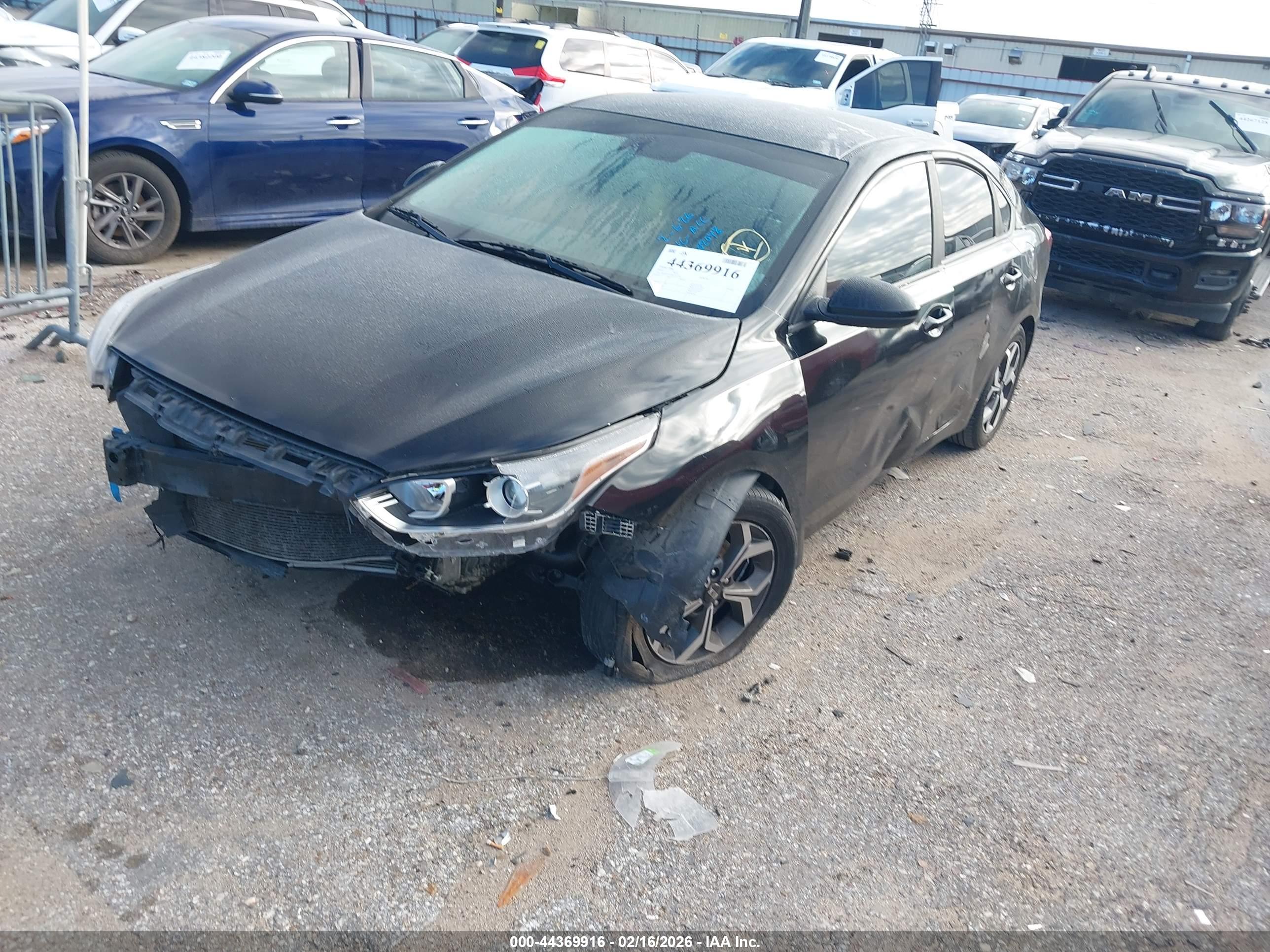 KIA FORTE image 2