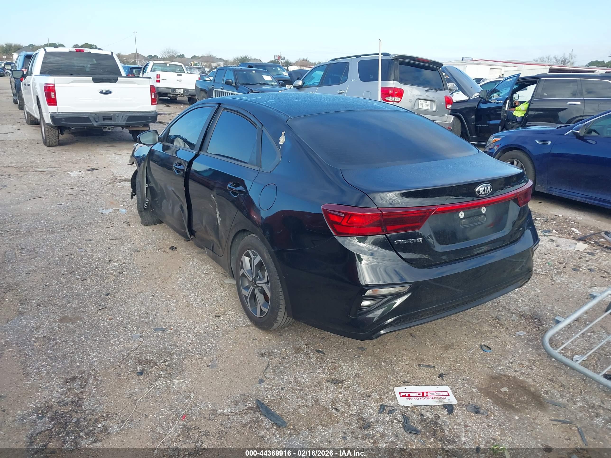 KIA FORTE image 3