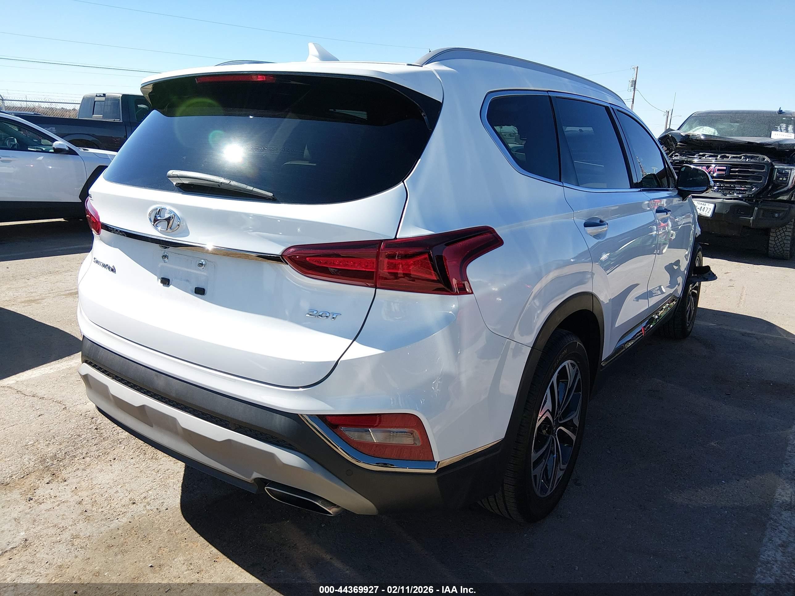 HYUNDAI SANTA image 4