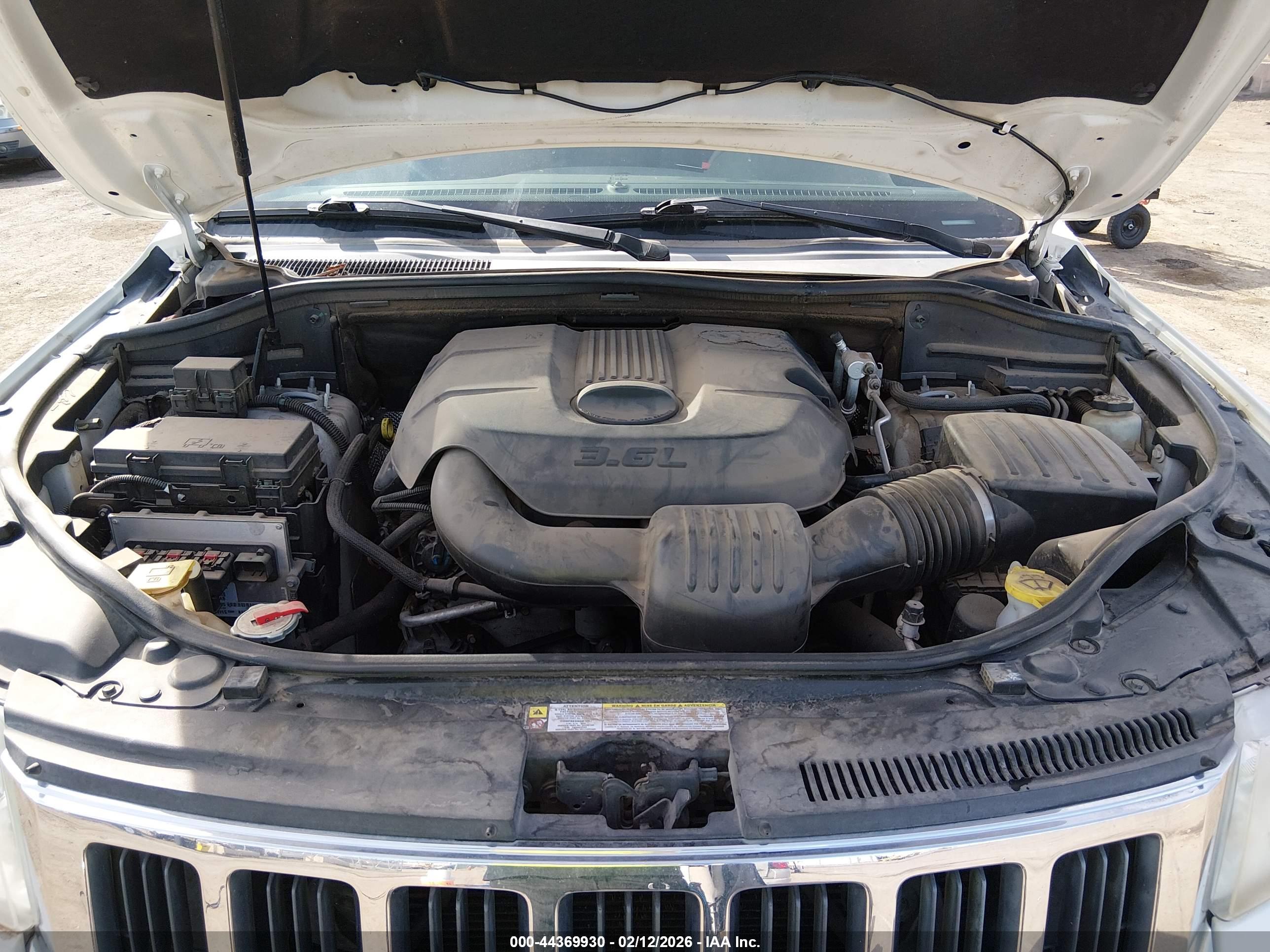 JEEP GRAND image 10