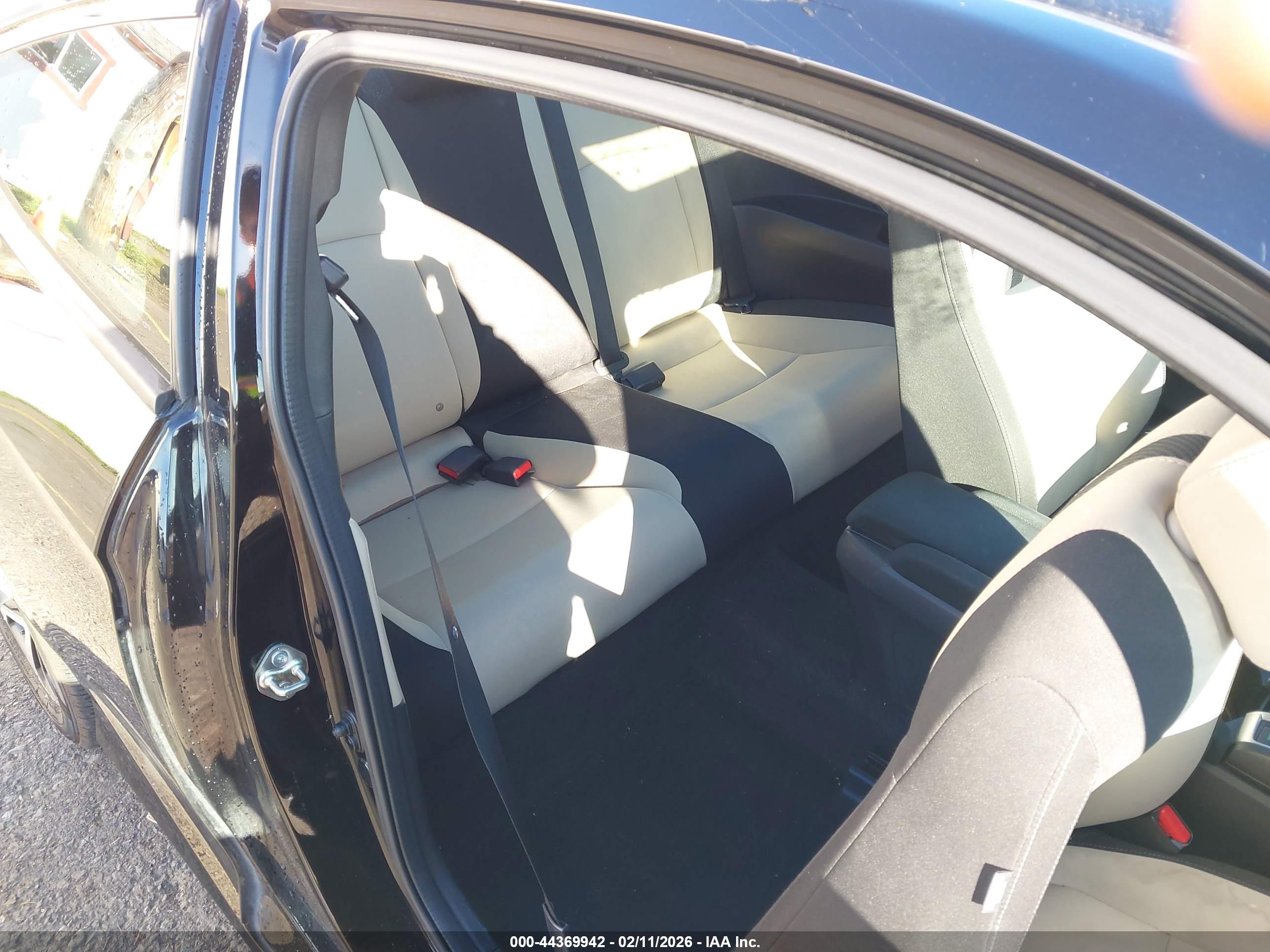HONDA CIVIC image 8