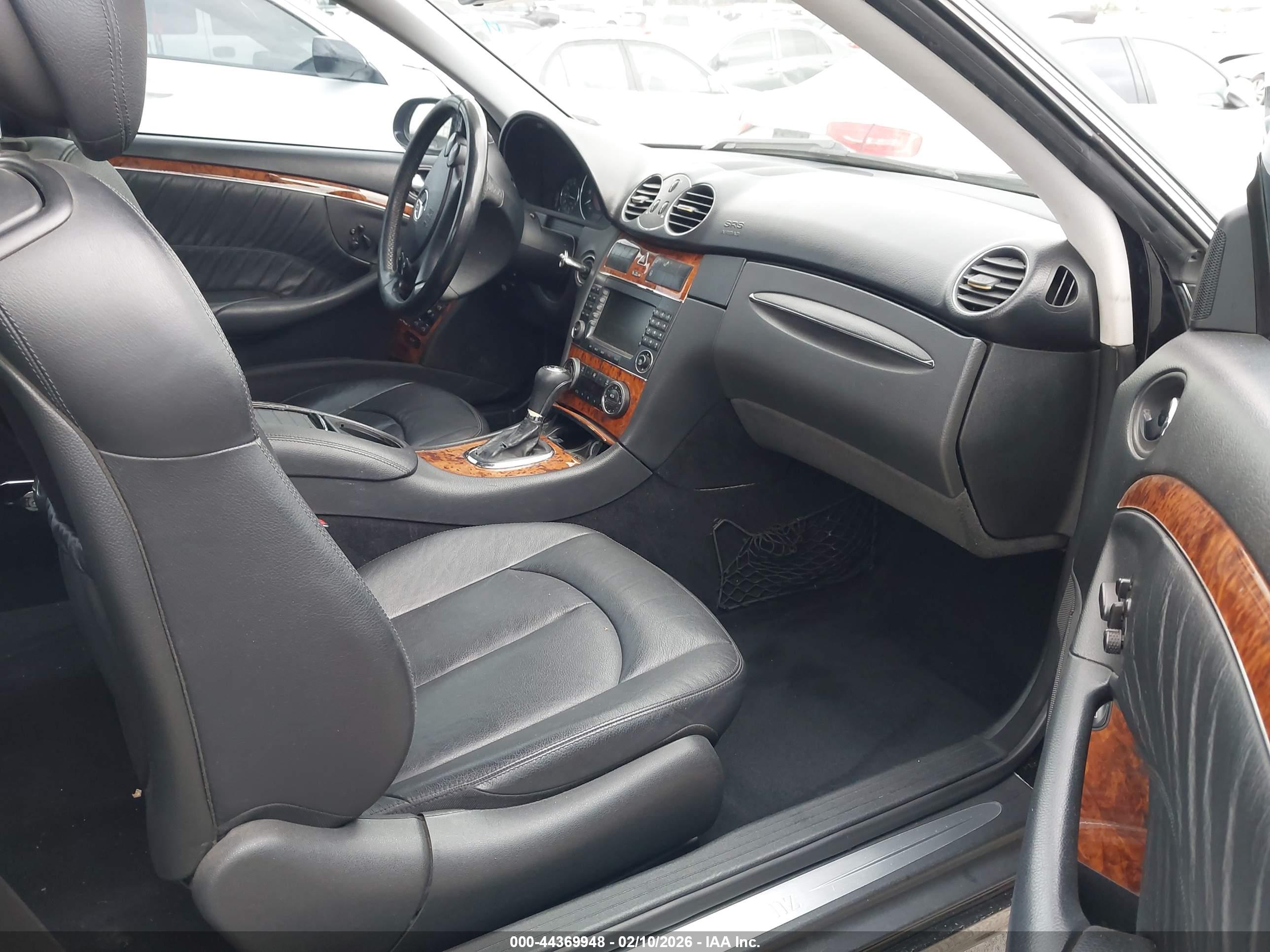MERCEDES-BENZ CLK image 5