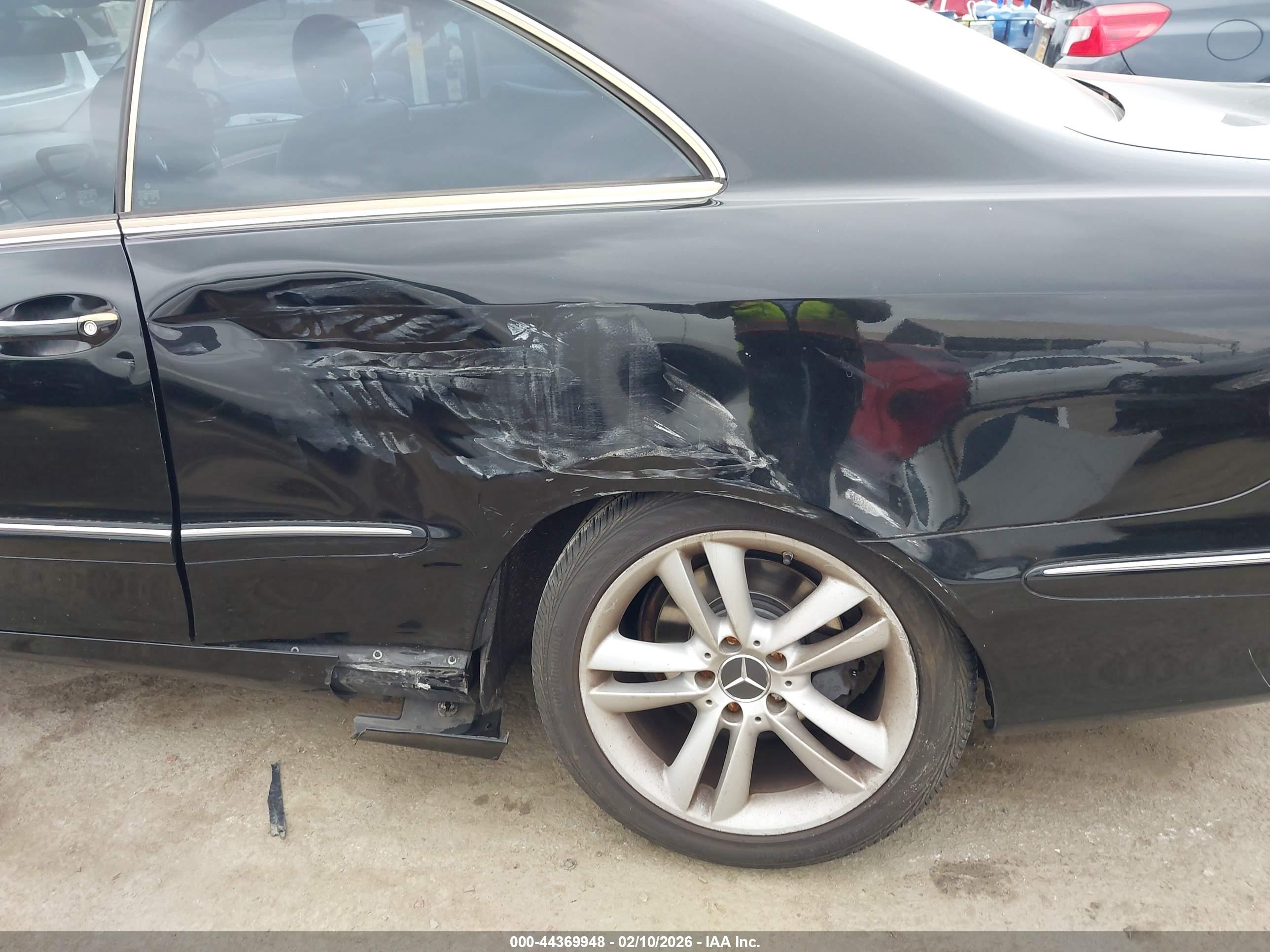 MERCEDES-BENZ CLK image 6