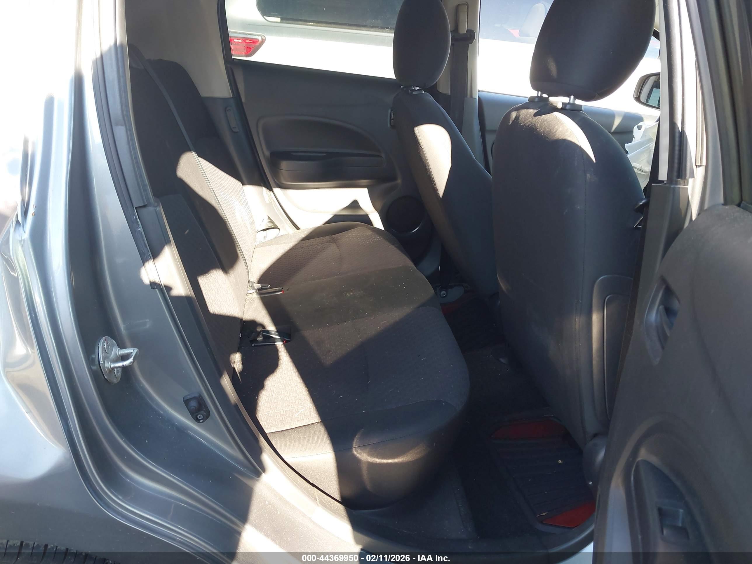 MITSUBISHI MIRAGE image 8