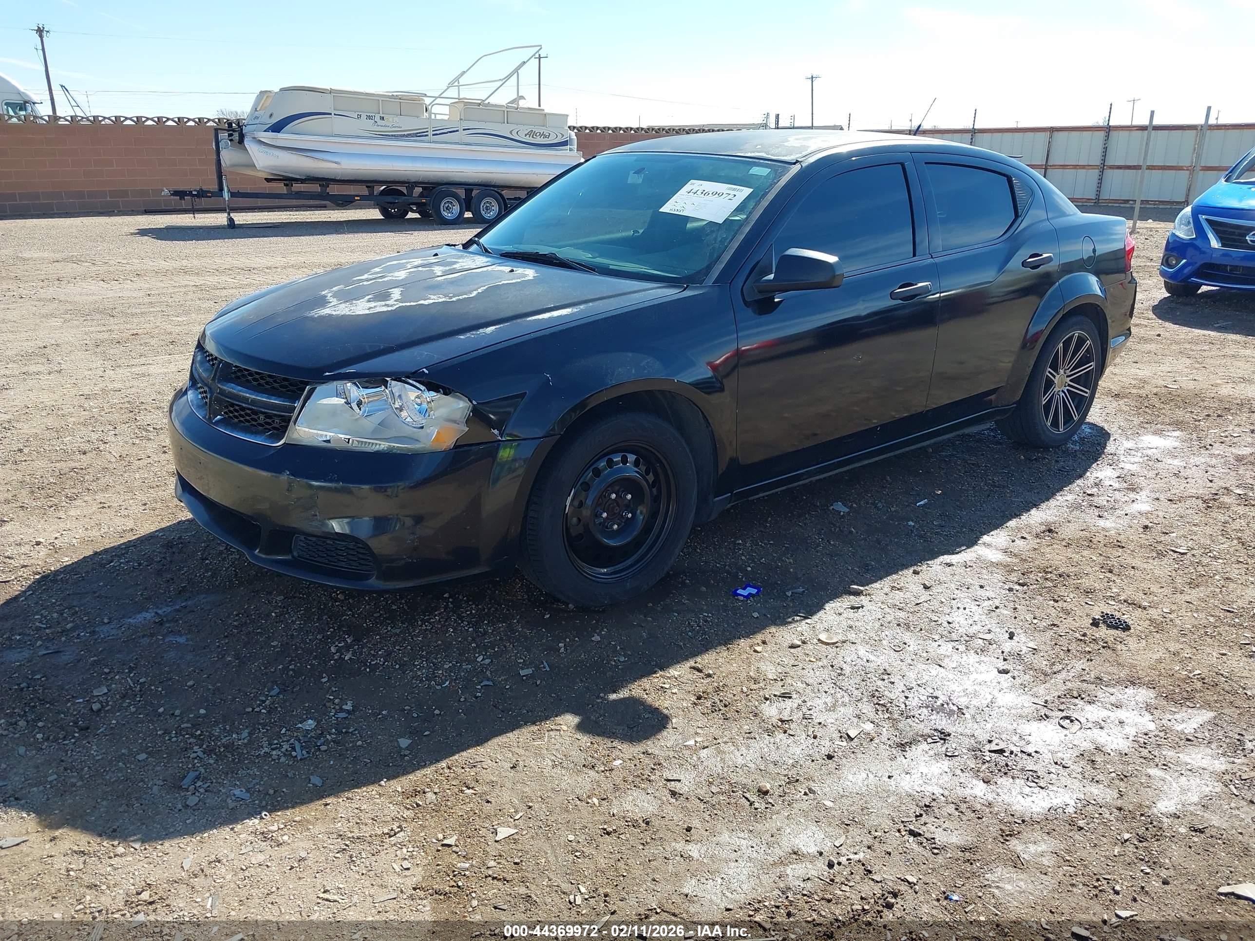 DODGE AVENGER image 2